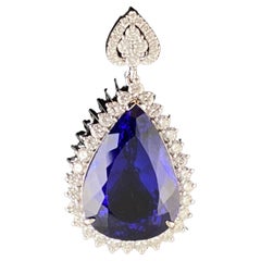 Natural 18K White Gold 44.7 Carat Tanzanite Pendent Necklace with Cert, Rare
