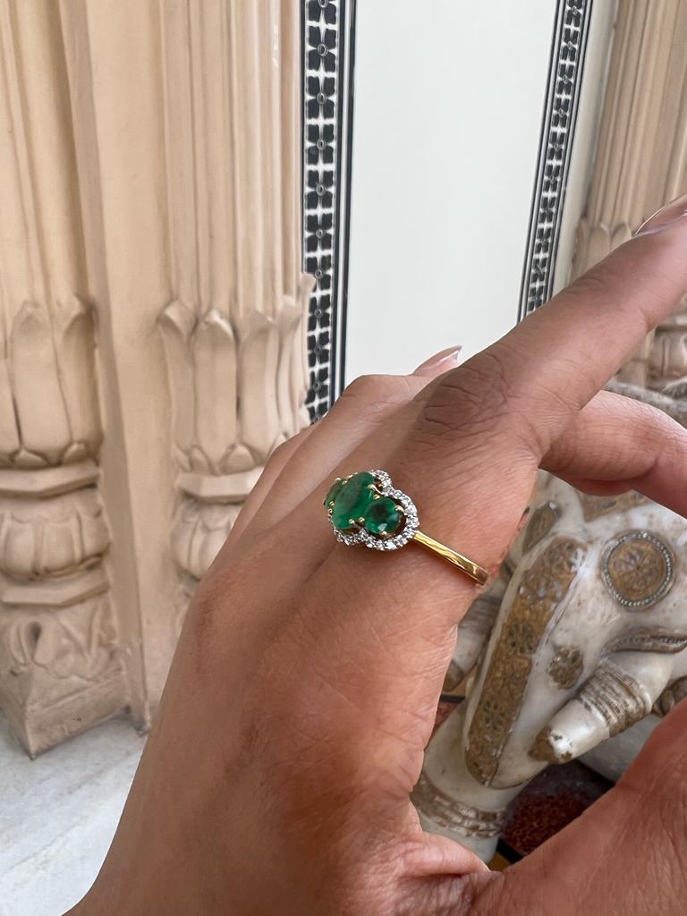 For Sale:  Natural 18k Yellow Gold Emerald Ring, Three Stone Emerald and Diamond Ring 5