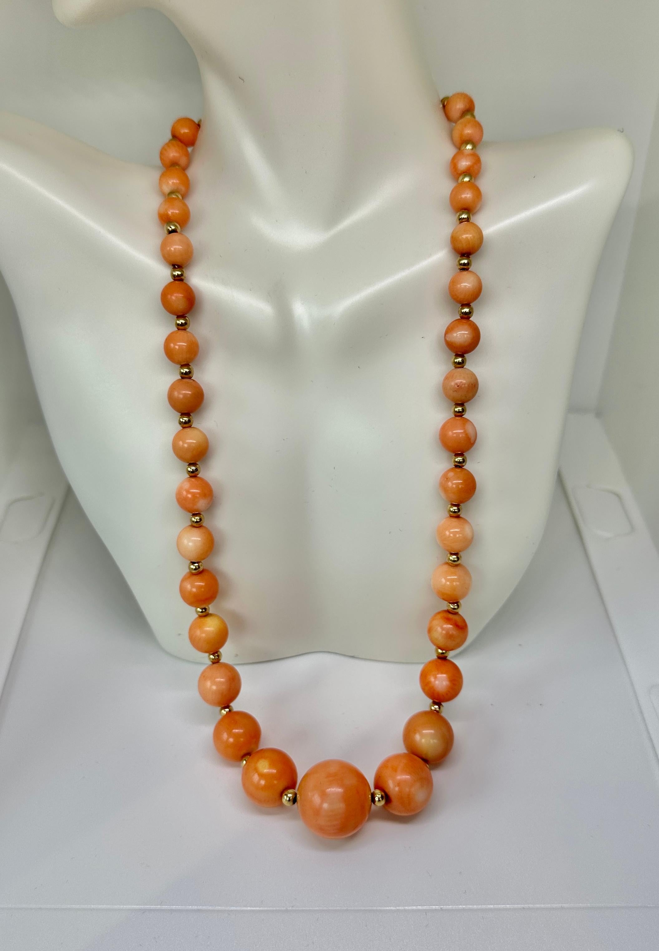 momo coral necklace