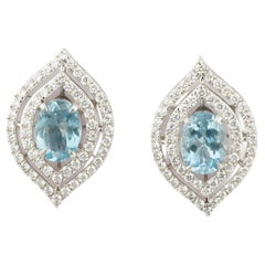 Clous d'oreilles