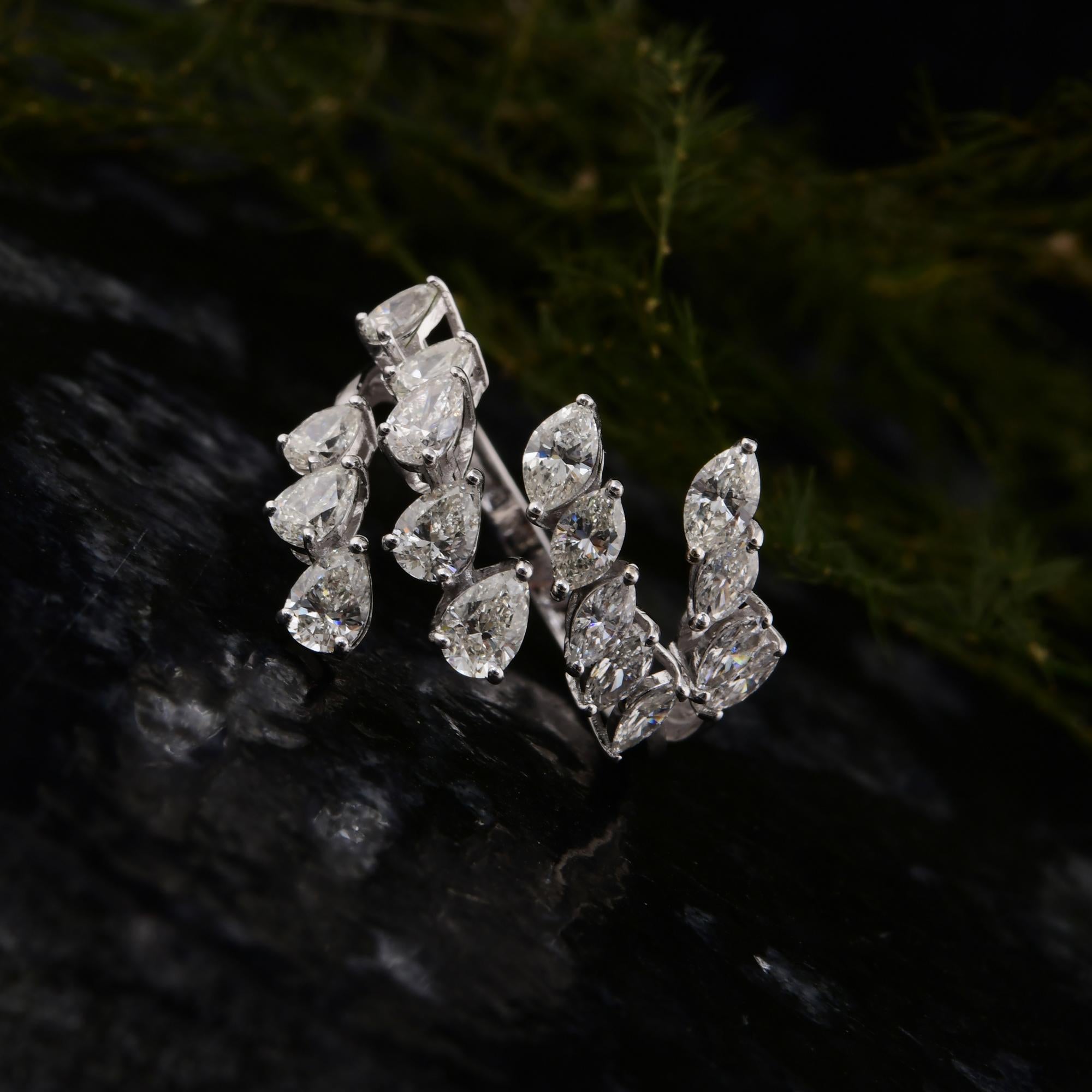 Moderne Bague en or blanc 18 carats avec diamants naturels taille poire marquise de 1,96 carat SI/H en vente