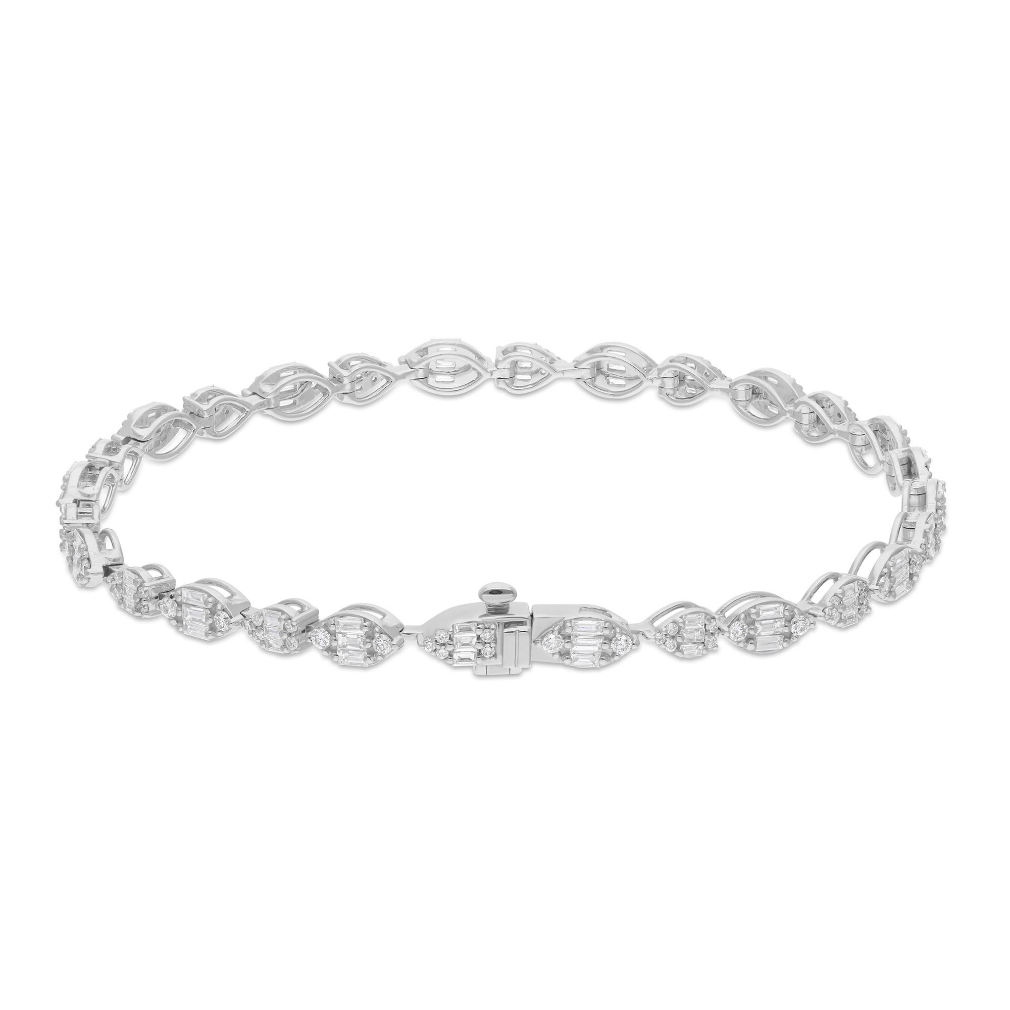 Modern Natural 1.98 Carat SI/H Baguette Diamond Bracelet 14 Karat White Gold Jewelry For Sale