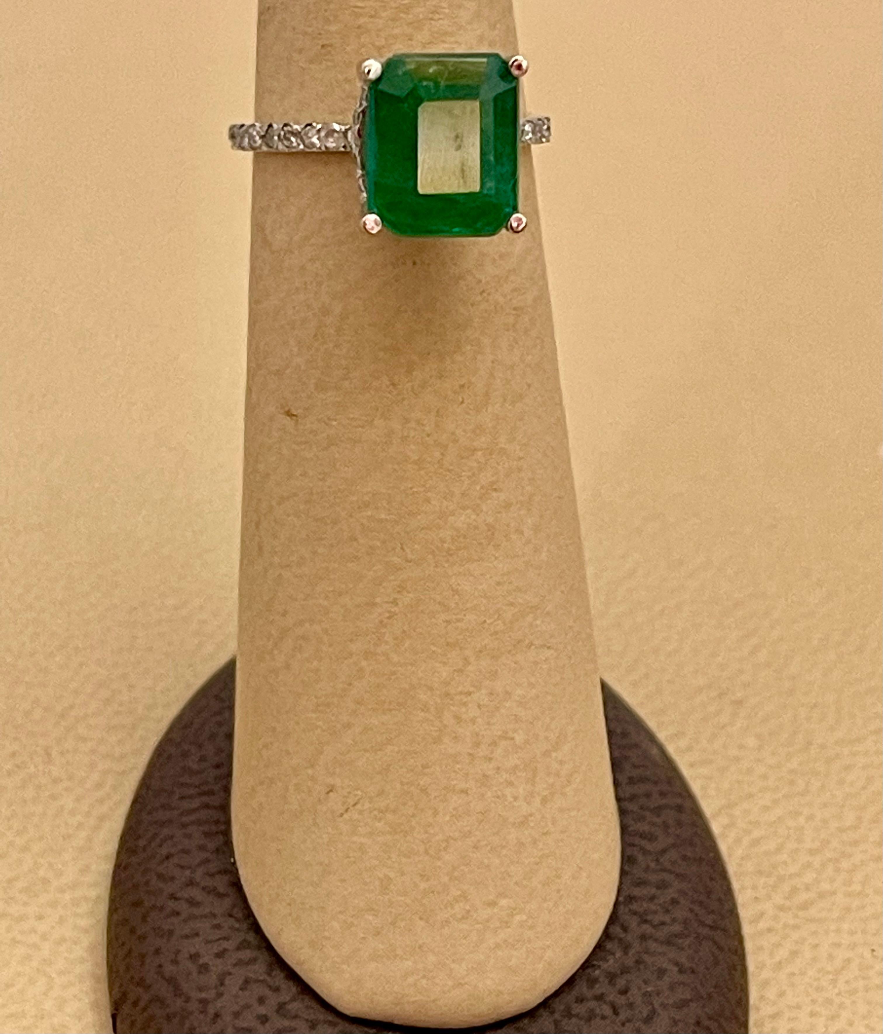 Natural 2 Carat Emerald Cut Emerald & Diamond Ring in Platinum, Estate 7