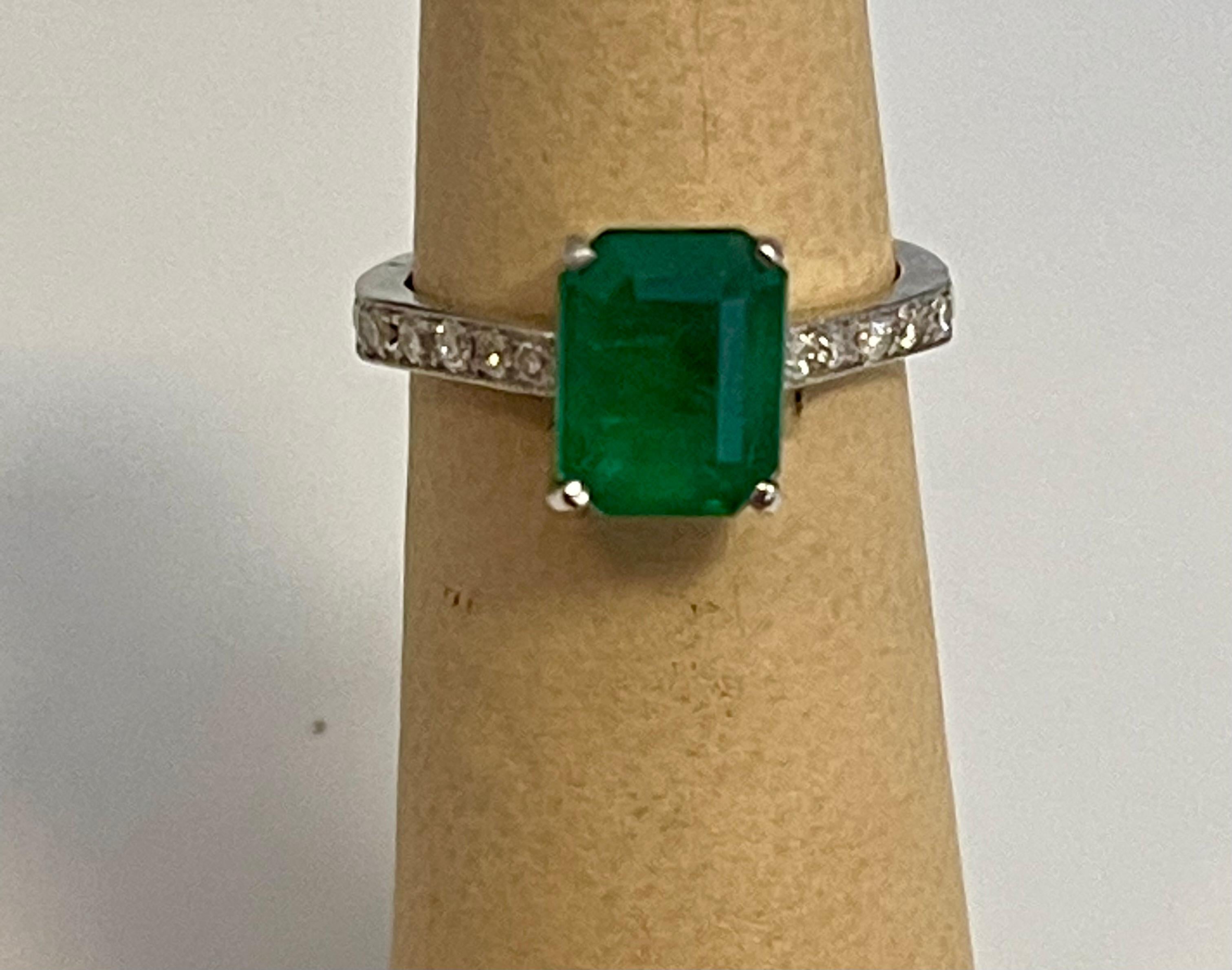Natural 2 Carat Emerald Cut Emerald & Diamond Ring in Platinum, Estate 5
