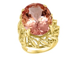 Natural 20 Carat Oval Shape Morganite Ring in 14 Karat Yellow Gold