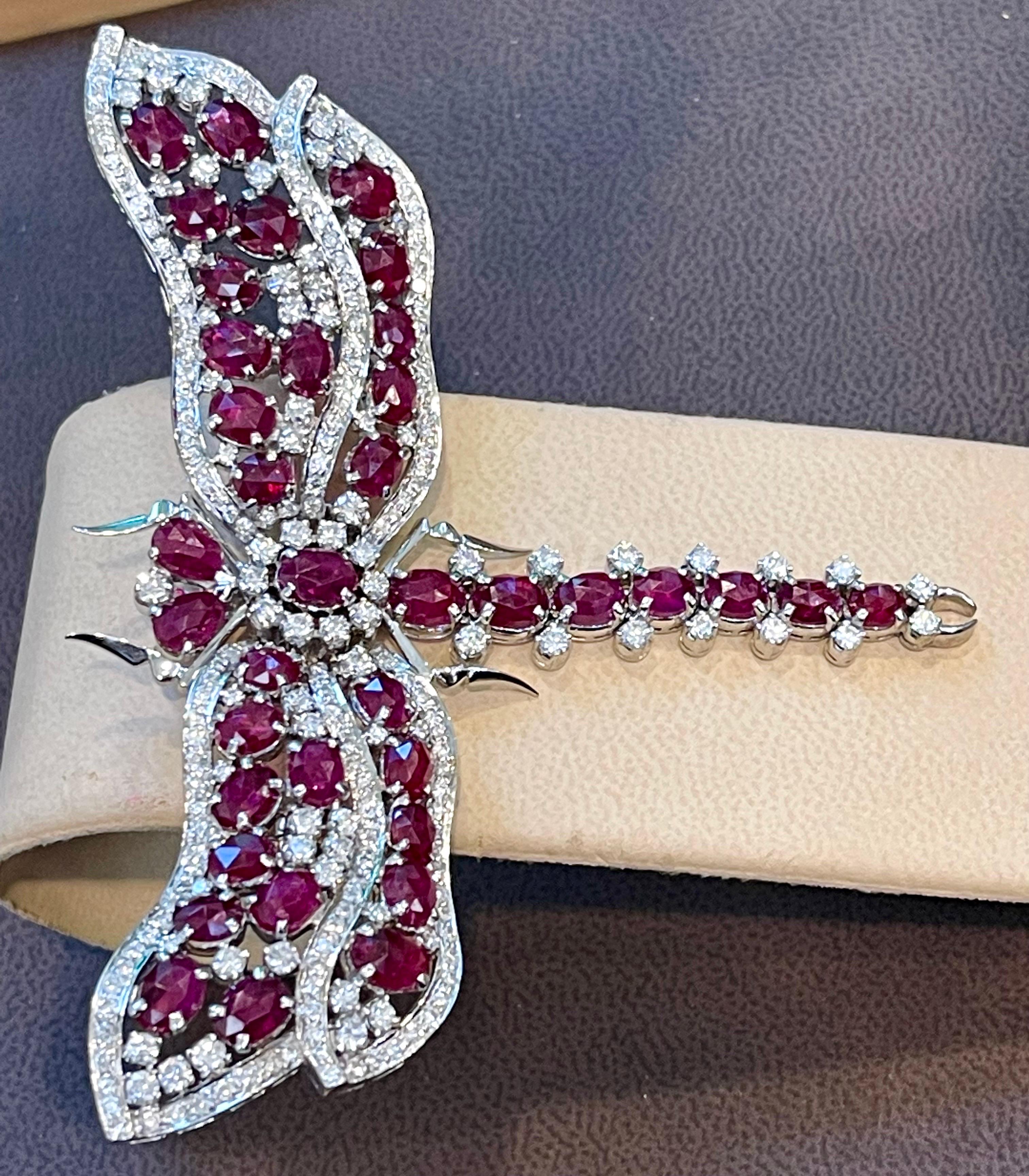 Natural 20 Ct Burma Ruby & 10 Ct Diamond Butterfly 18 Kt White Gold Pin/Brooch In Excellent Condition For Sale In New York, NY