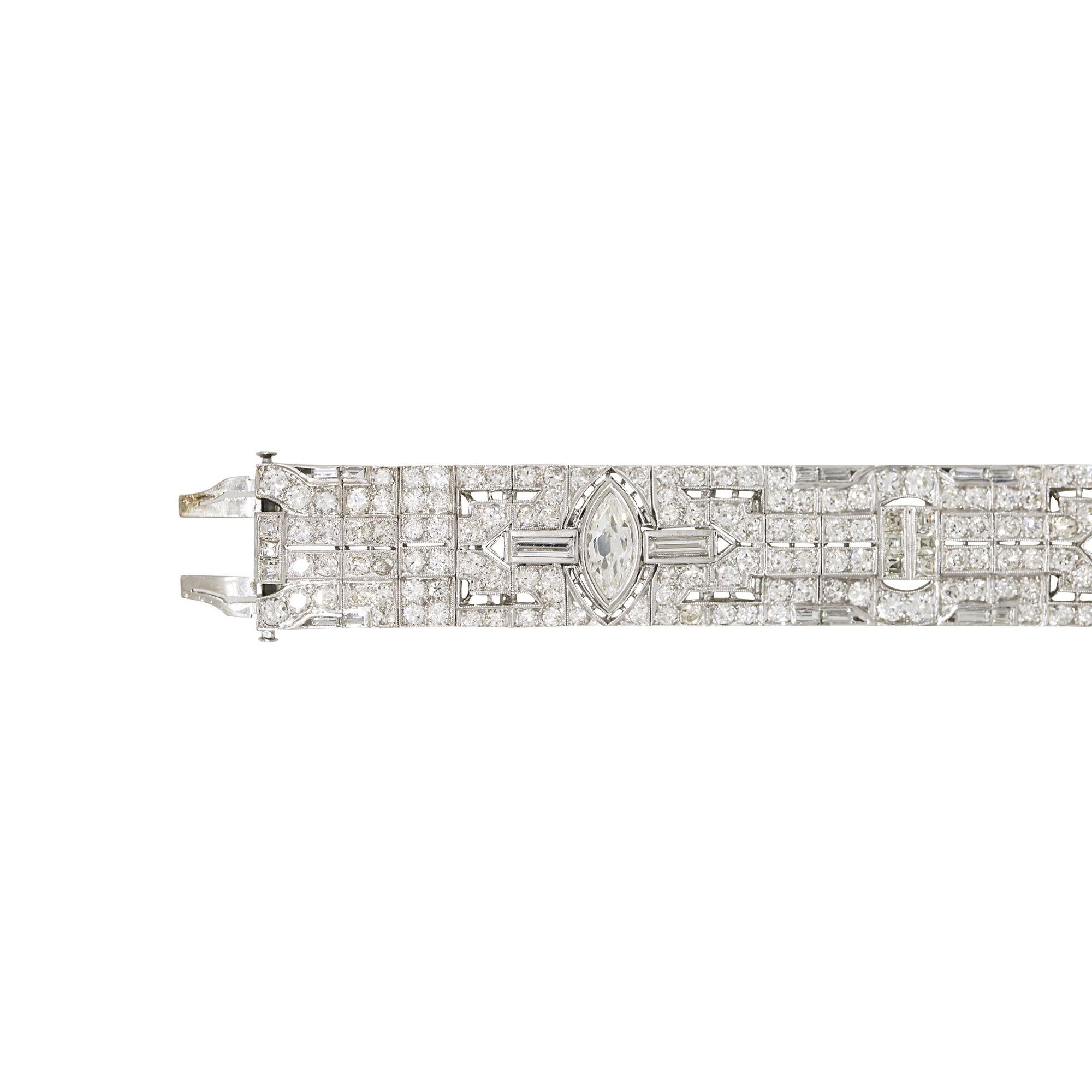 Art Deco Natural 20.0 Carat Diamond Art-Deco Style Platinum Bracelet In Stock For Sale