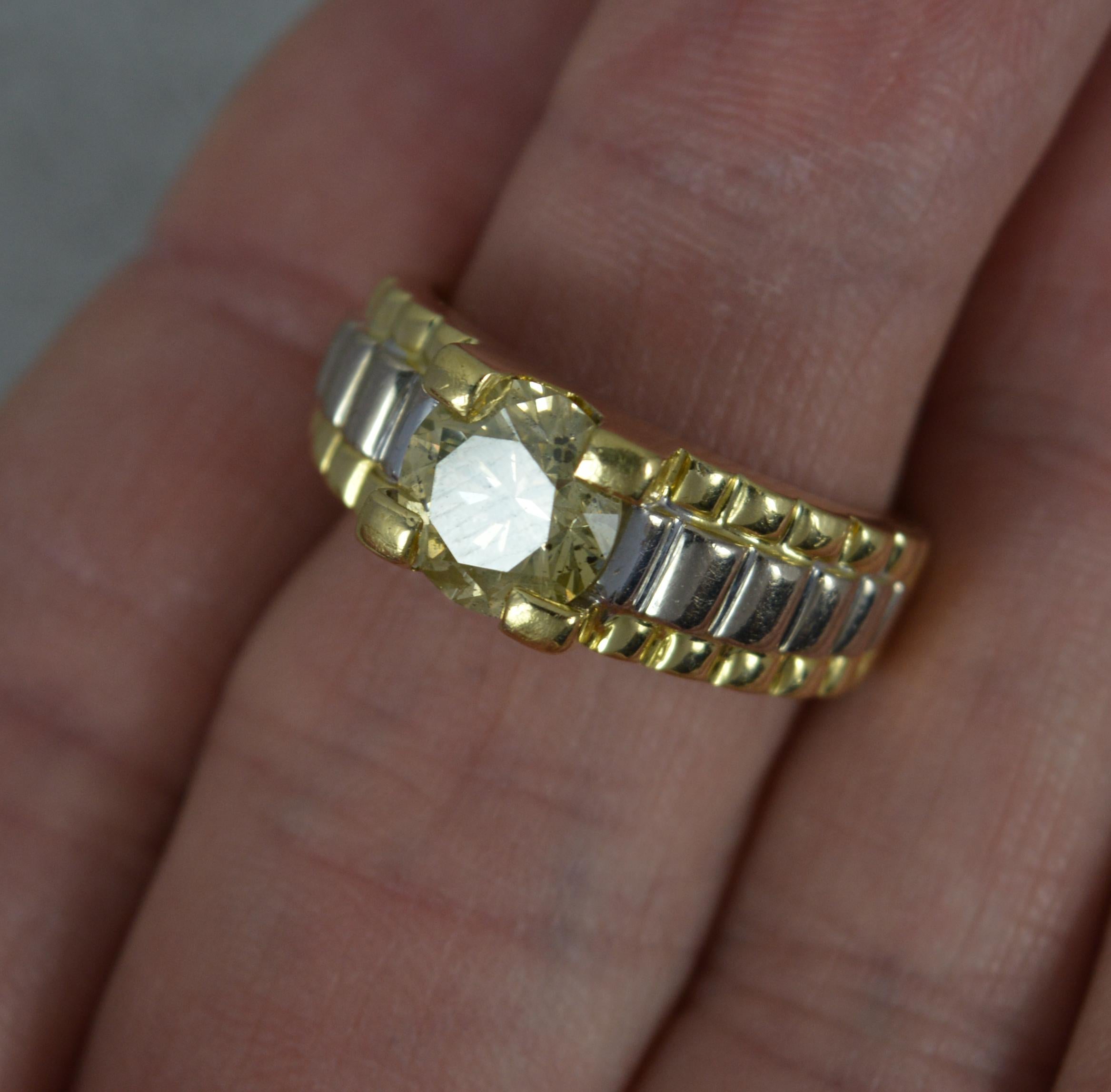 Natural 2.00ct Champagne Diamond and 18ct Gold Rolex Design Band Ring For Sale 2