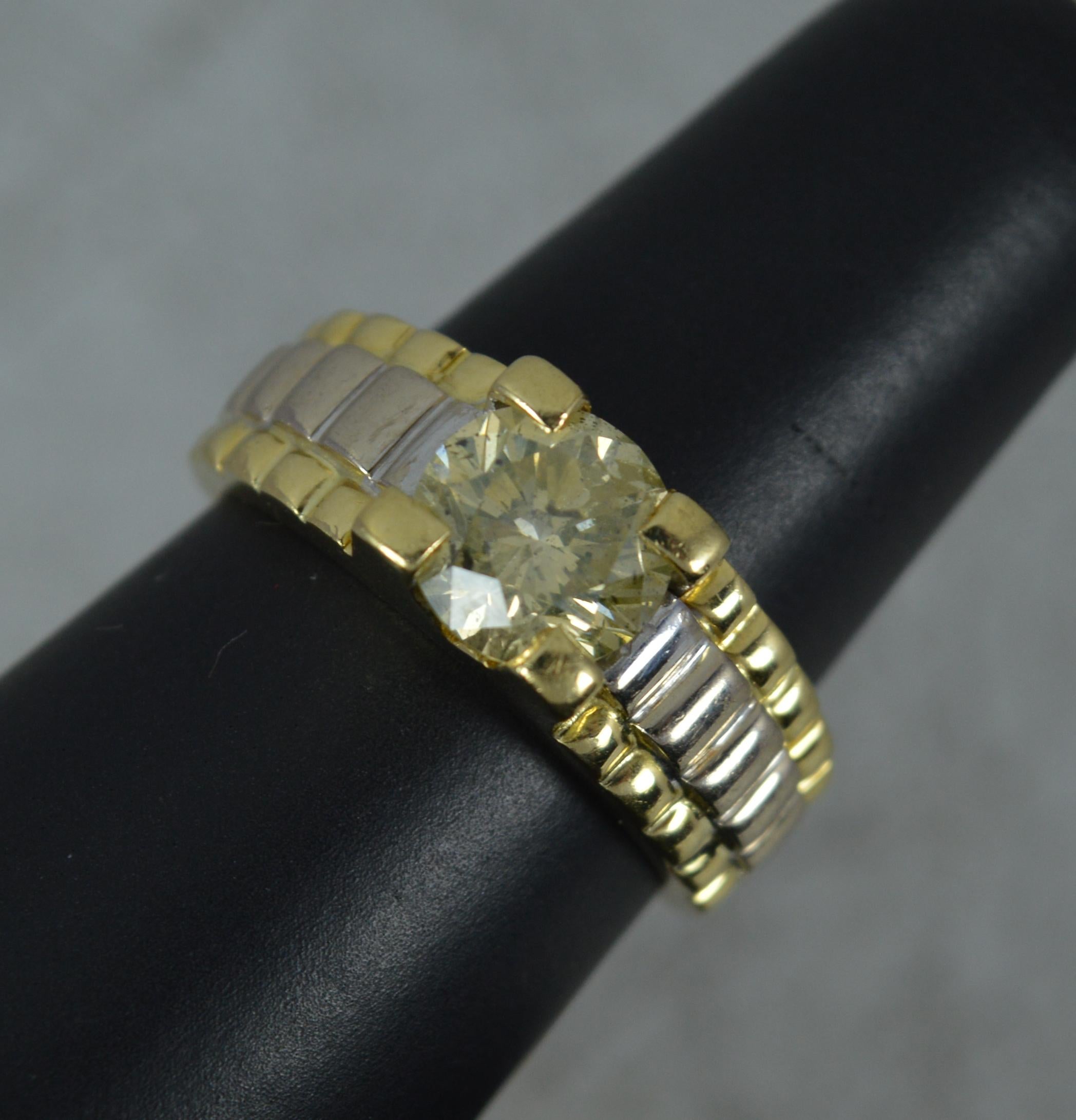 Natural 2.00ct Champagne Diamond and 18ct Gold Rolex Design Band Ring For Sale 5