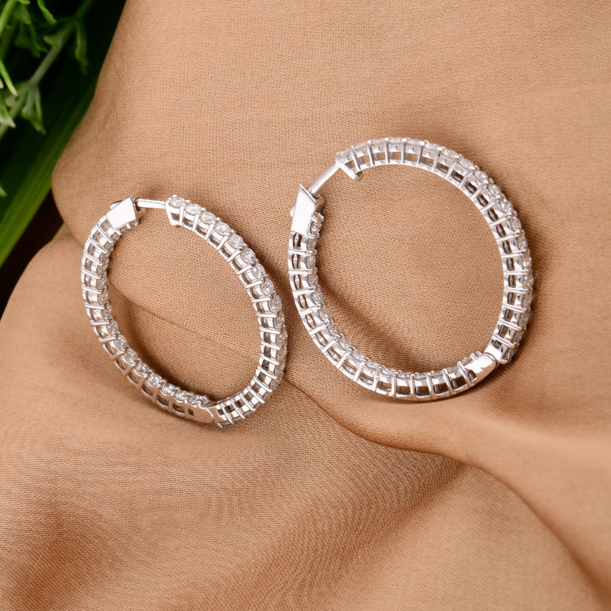 Orecchini a cerchio con diamanti rotondi naturali da 2,01 carati in oro bianco 14 carati Gioielli di pregio In condizioni Nuovo in vendita a Diera, Dubai