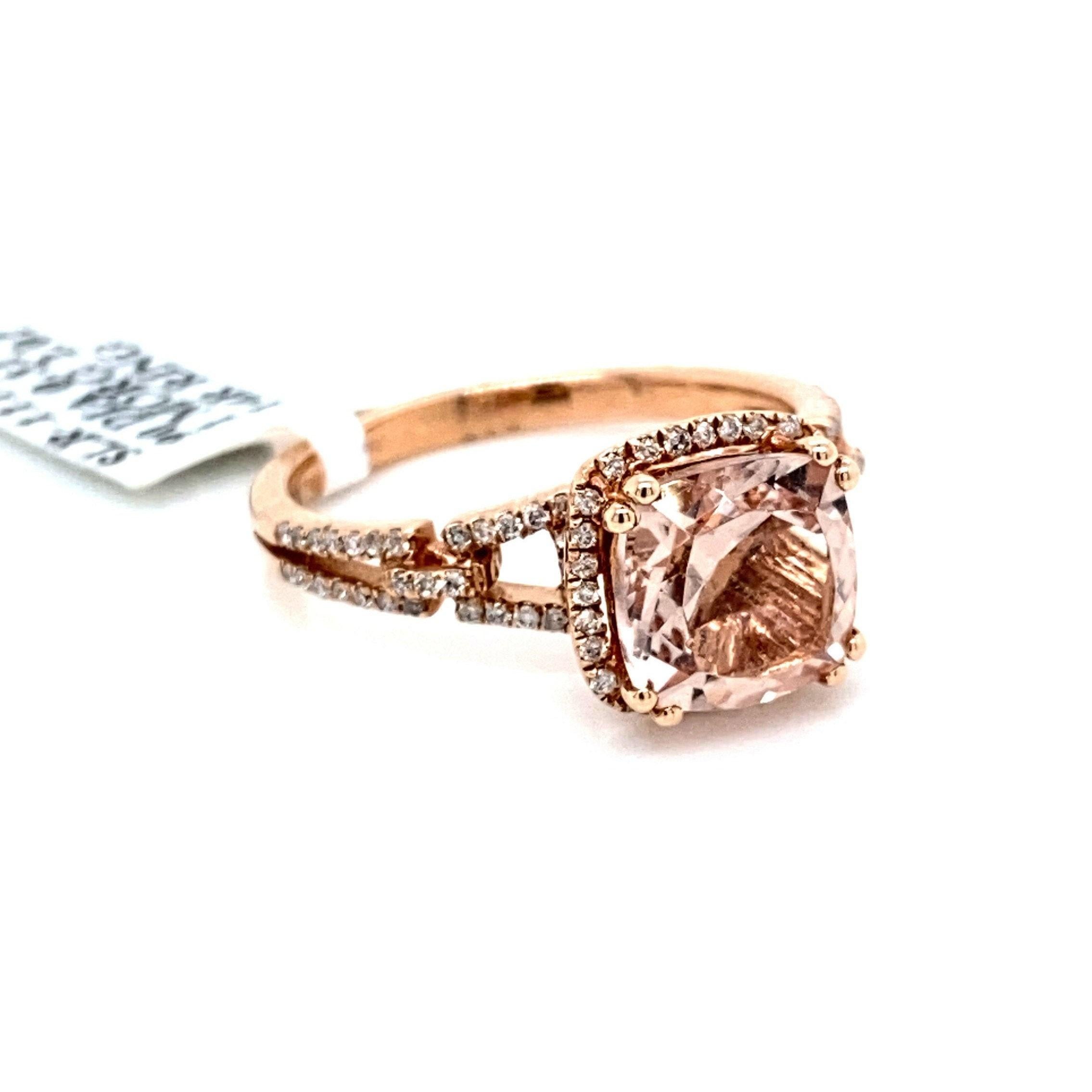 Natural 2.02ct Morganite & Diamond Link Ring  In New Condition For Sale In New York, NY