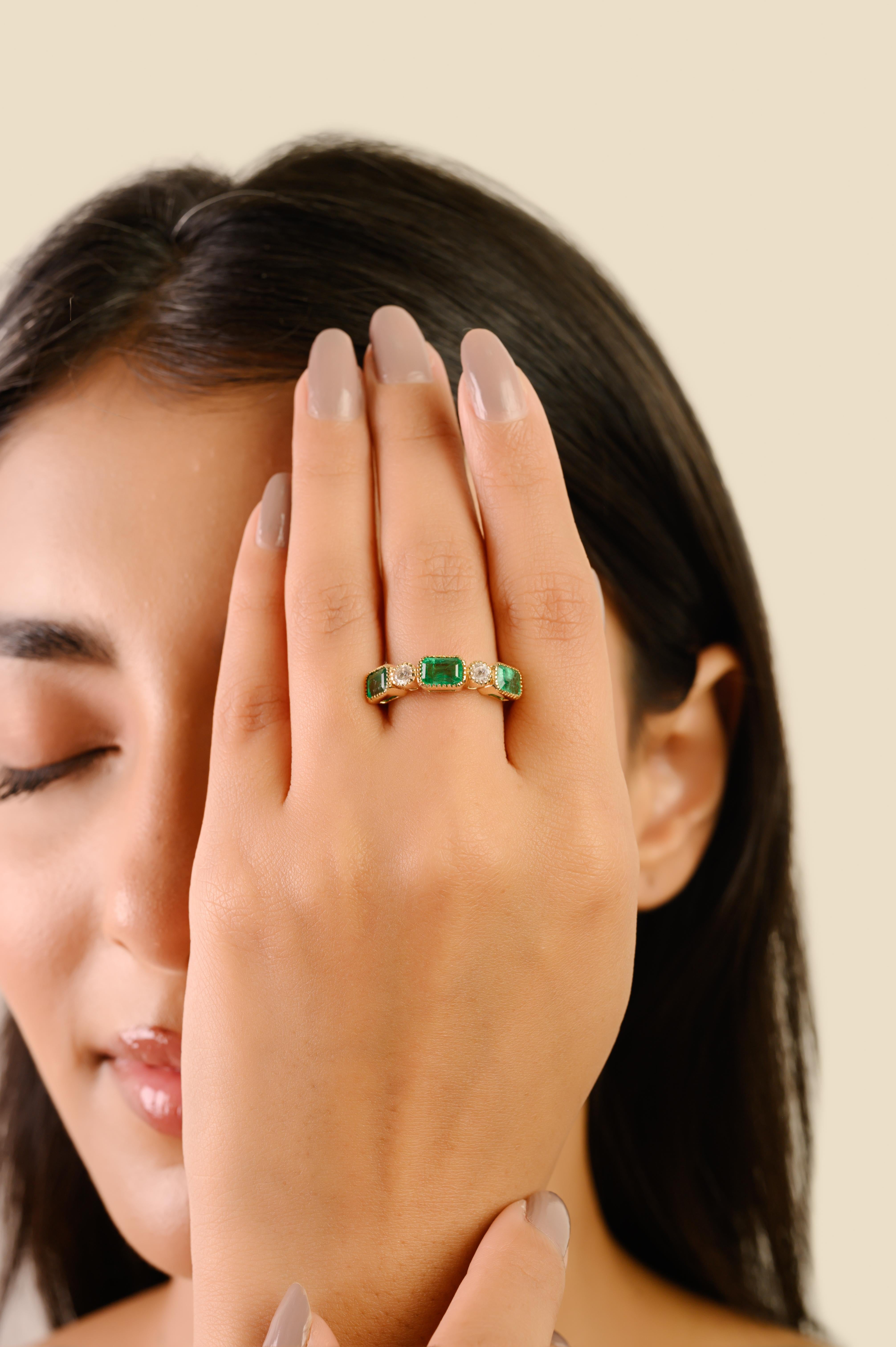 En vente :  Nature 2.07 Ct Octagon Emerald & Diamond Stackable Band Ring in 14K Yellow Gold 14