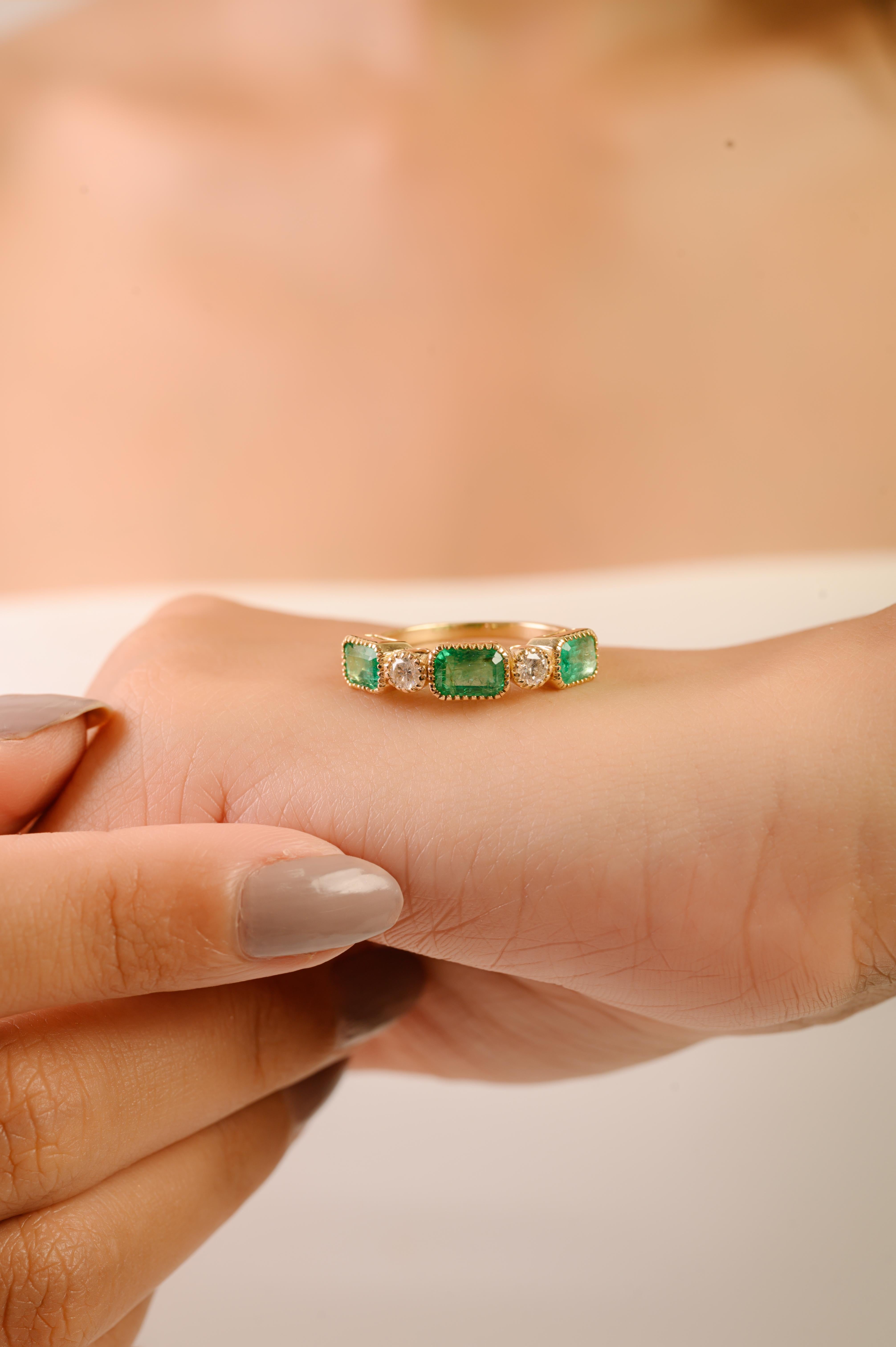 En vente :  Nature 2.07 Ct Octagon Emerald & Diamond Stackable Band Ring in 14K Yellow Gold 2
