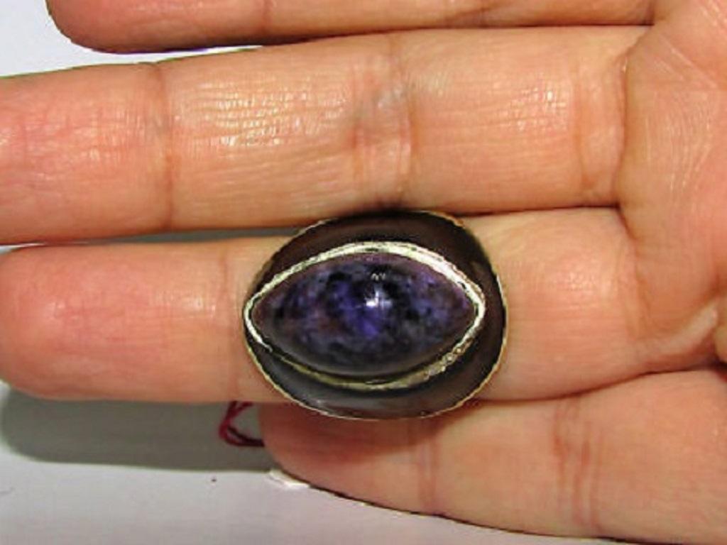 Women's or Men's Natural 20.75 Carat Purple Jade Diamond Ring Modern