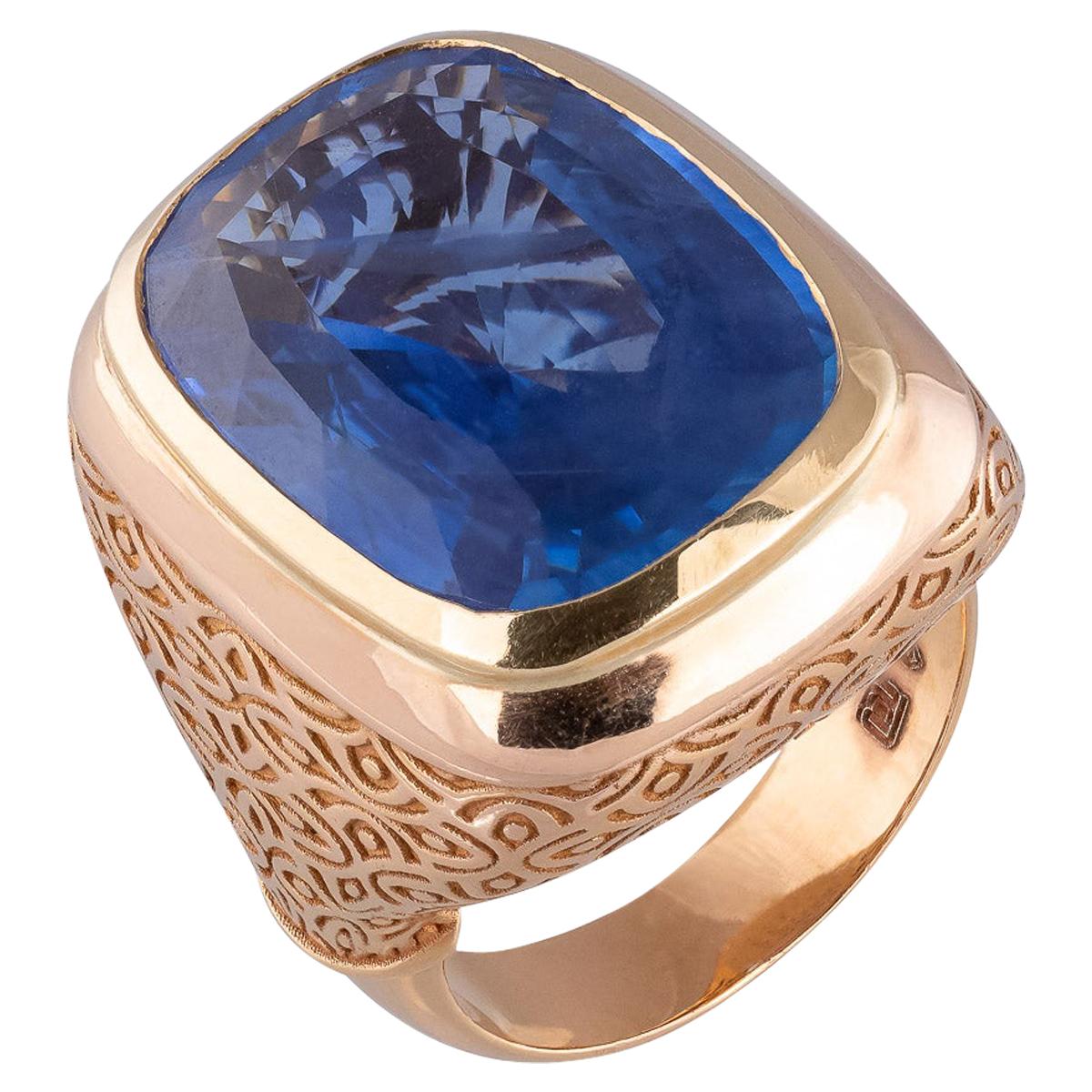 Natural 21 Carat Ceylon Sapphire 18 Karat Gold Men's Ring For Sale