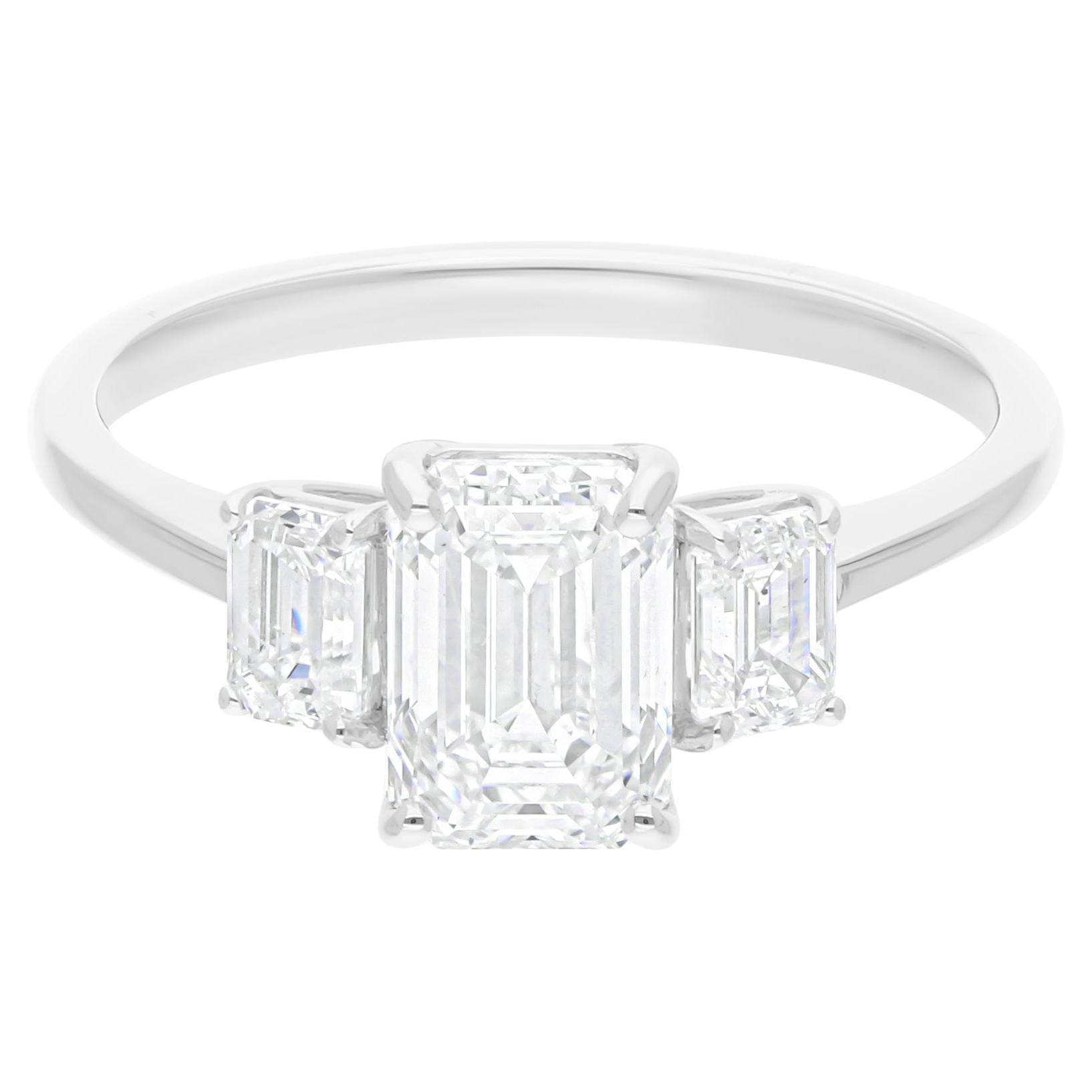 Bague en or blanc 14 carats avec diamants naturels de 2,11 carats taille émeraude SI/H