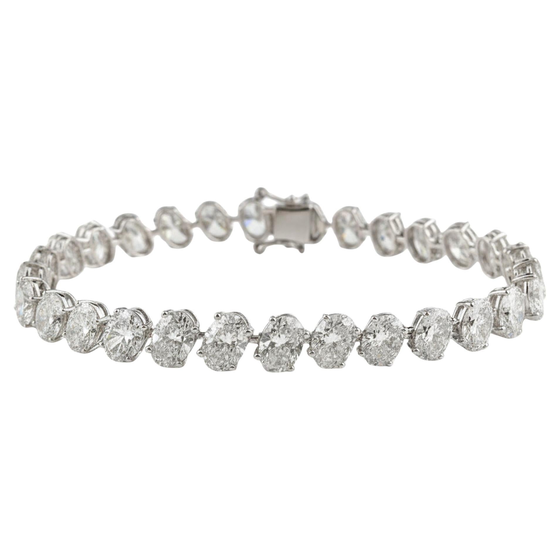 HD Certified Natural 21.42 Carat SI/H Oval Diamond Bracelet 18 Karat White Gold