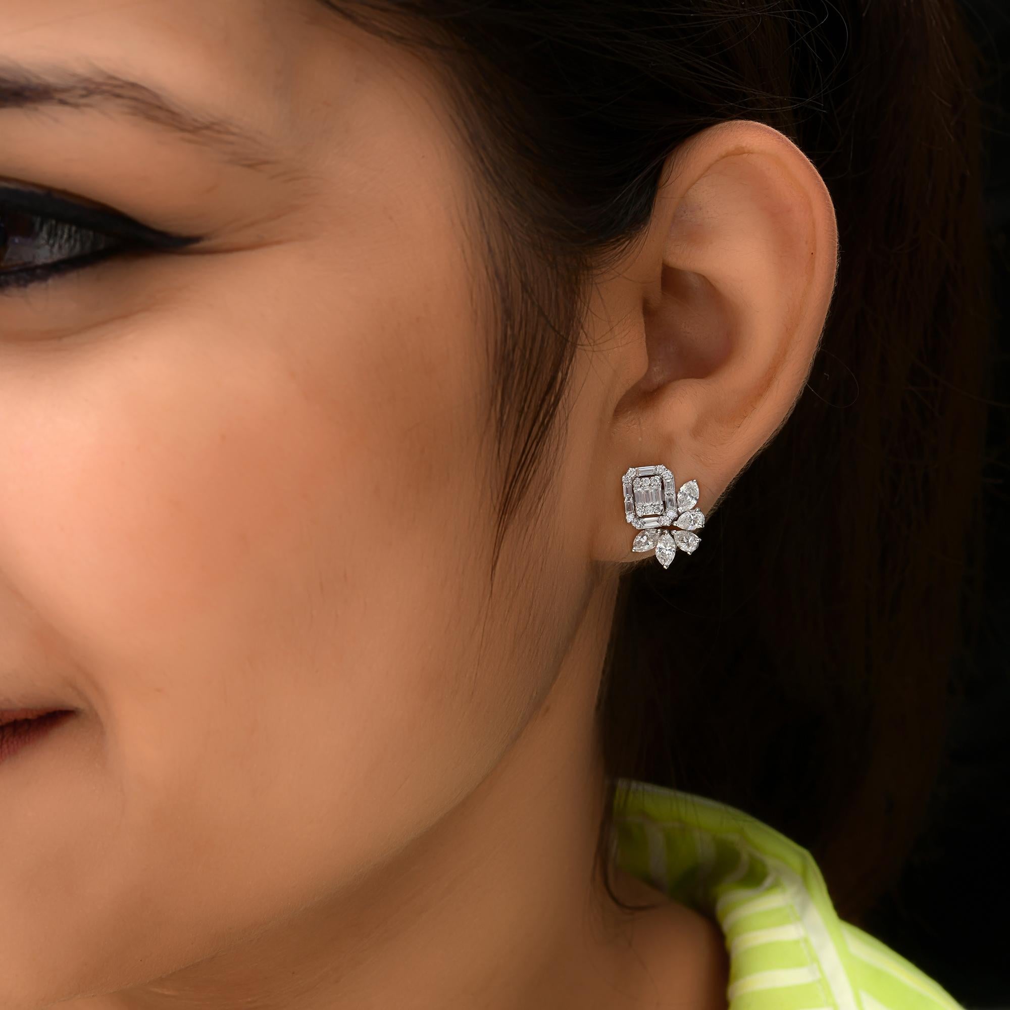 Modern Natural 2.15 Carat SI/H Baguette Diamond Earrings 14 Karat White Gold Jewelry For Sale