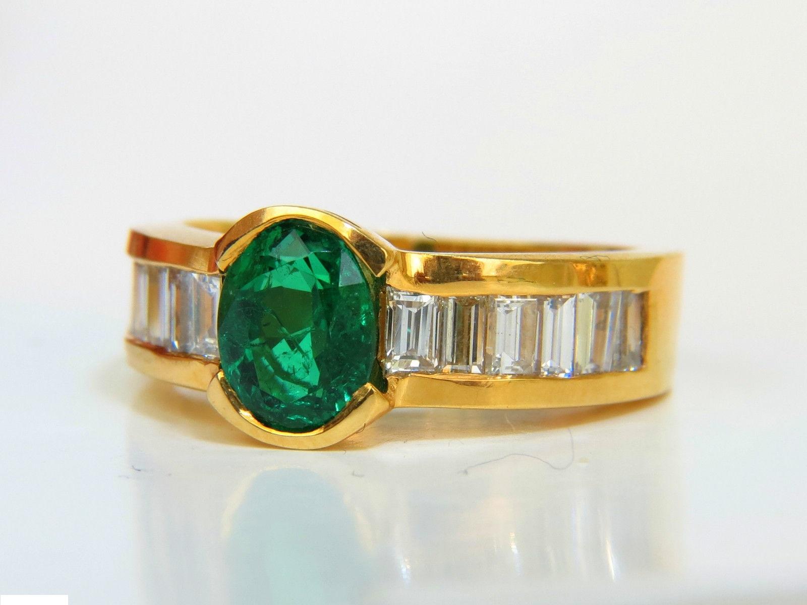 Natural 2.20 Carat Vivid Green Emerald Diamond Ring Baguette VS 6