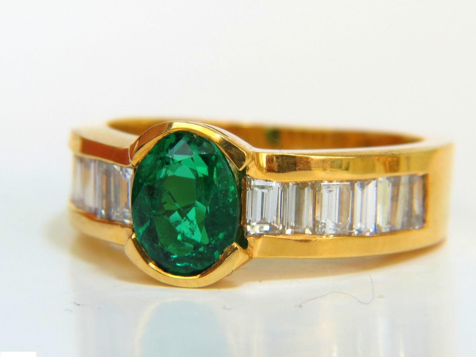 Natural 2.20 Carat Vivid Green Emerald Diamond Ring Baguette VS 7