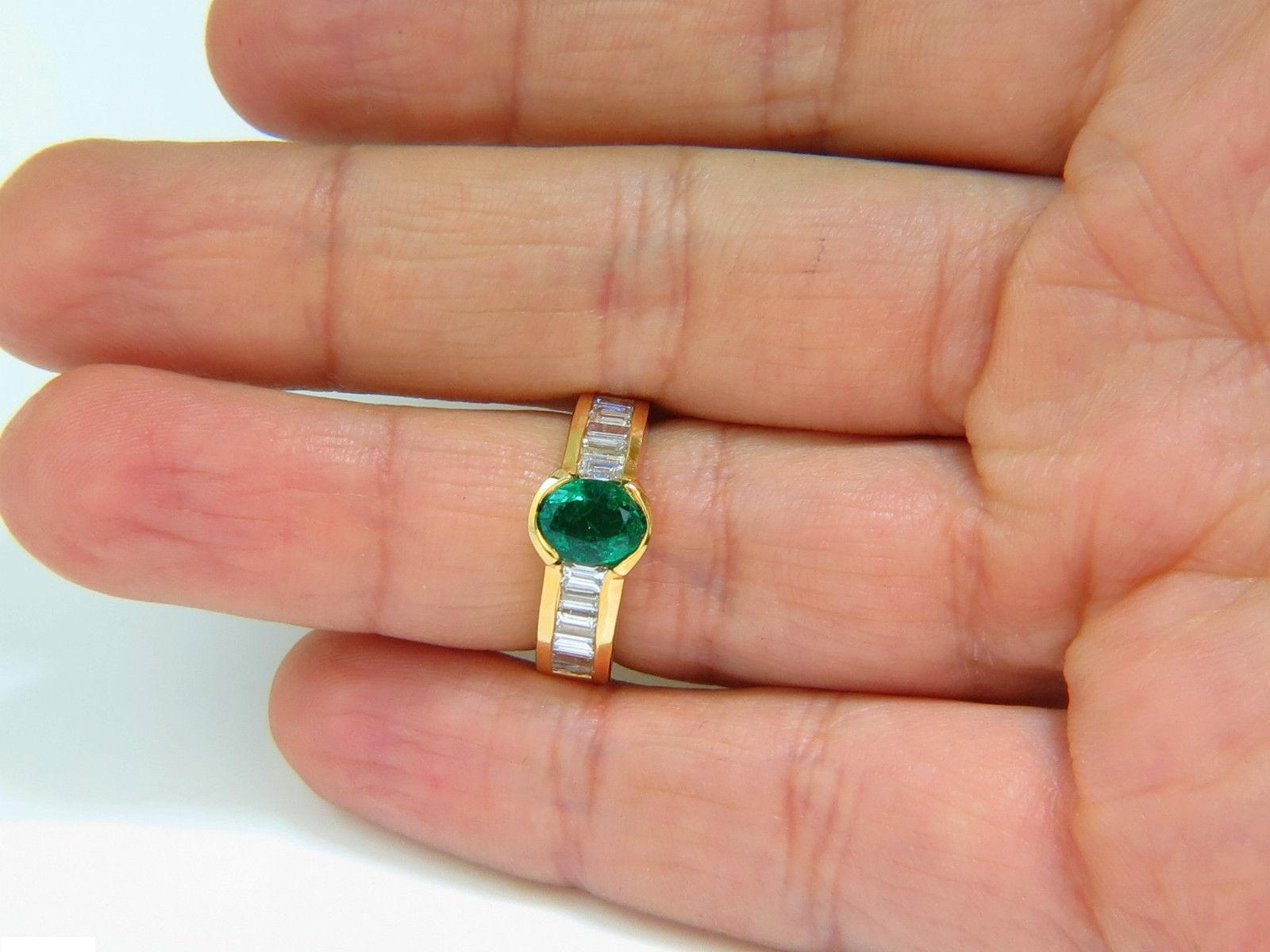 Natural 2.20 Carat Vivid Green Emerald Diamond Ring Baguette VS 1
