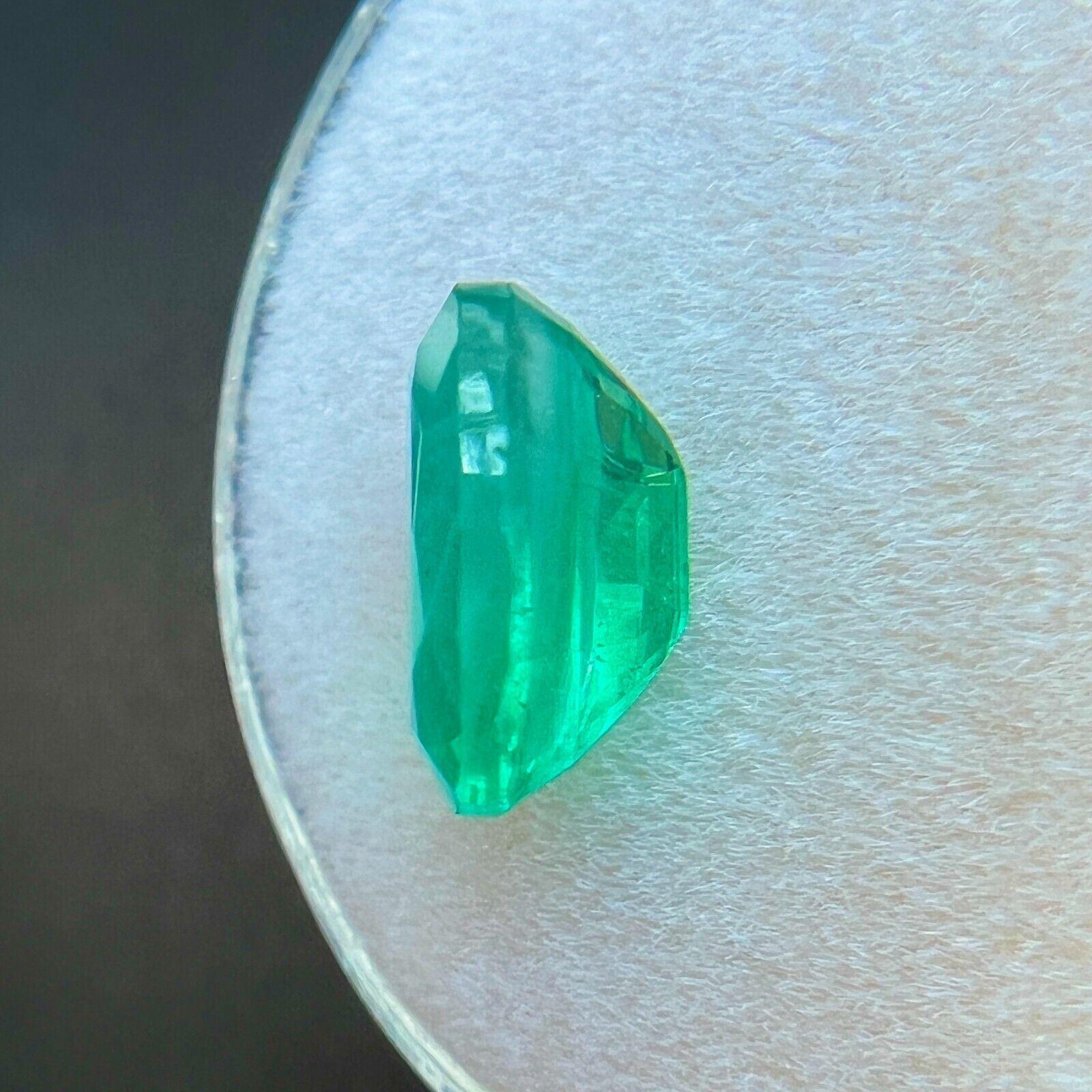 Seltener, leuchter, grüner, ovaler Smaragd im Ovalschliff, 2,20 Karat 2
