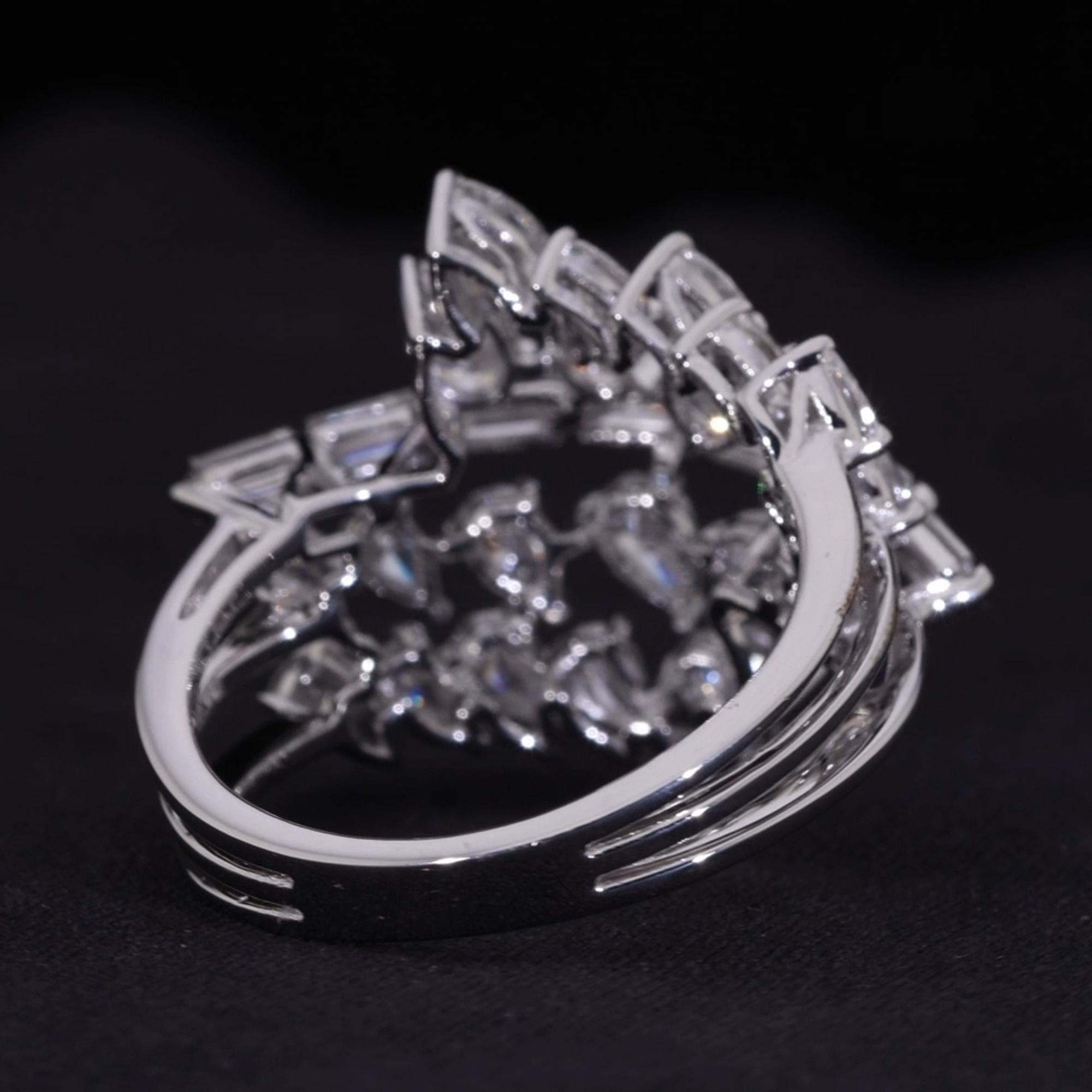 Im Angebot: Natürlicher 2,23 Karat SI/H Multi Shape Diamantring 18 Karat Weißgold Schmuck () 5