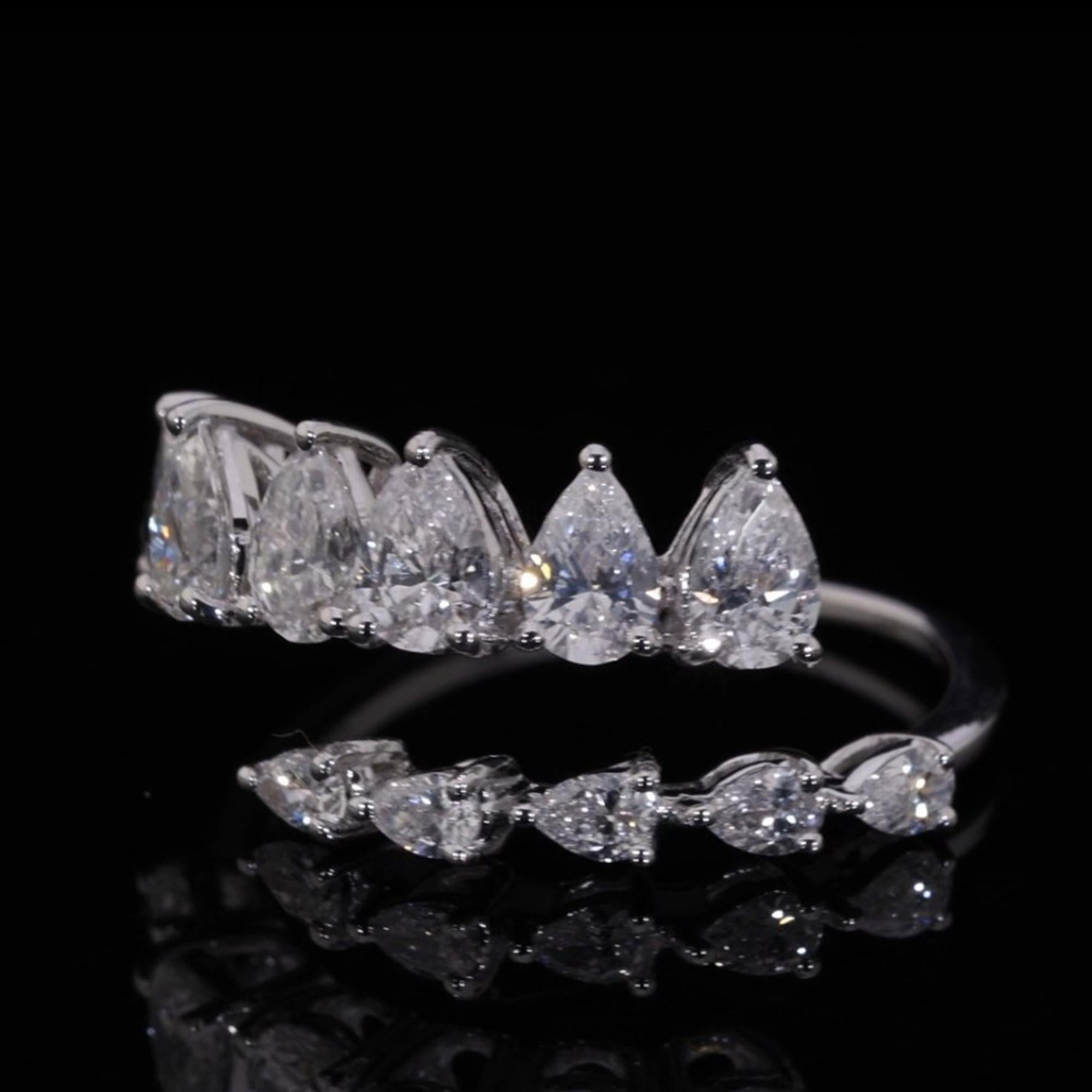 En vente :  Nature 2.24 Carat SI Clarity HI Color Pear Diamond Ring 18 Karat White Gold 2