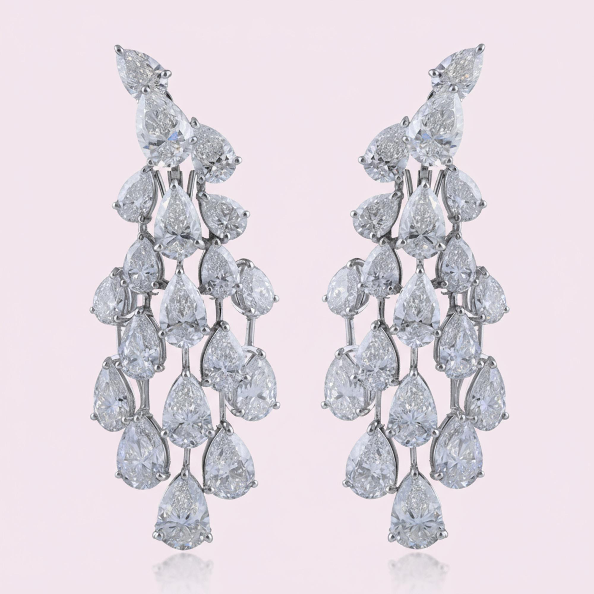 Natürliche 22,43 Karat SI Reinheit HI Farbe Diamant Ohrringe 18 Karat Weißgold (Tropfenschliff) im Angebot