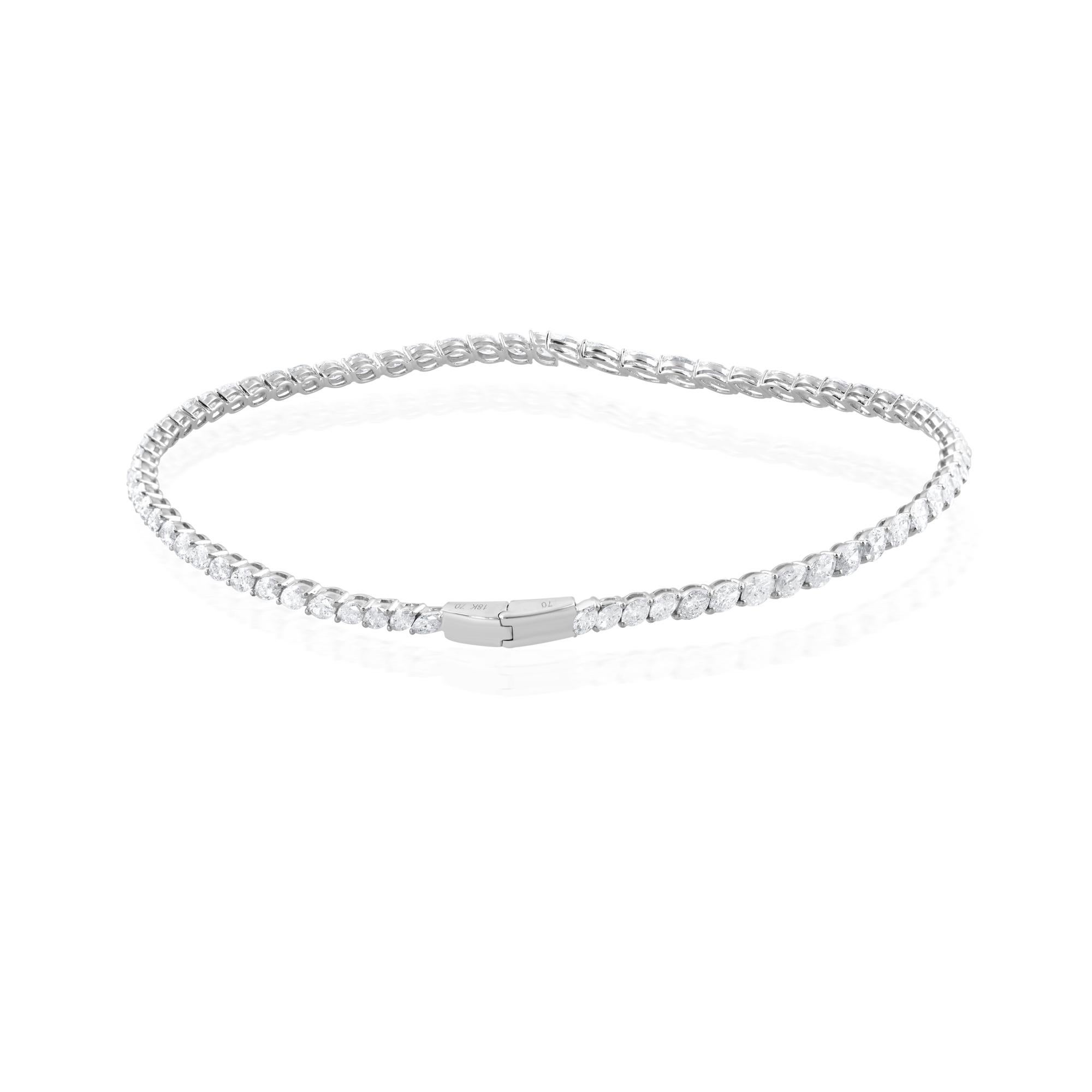 Modern Natural 22.43 Ct. Marquise Diamond Necklace 14 Karat White Gold Handmade Jewelry For Sale