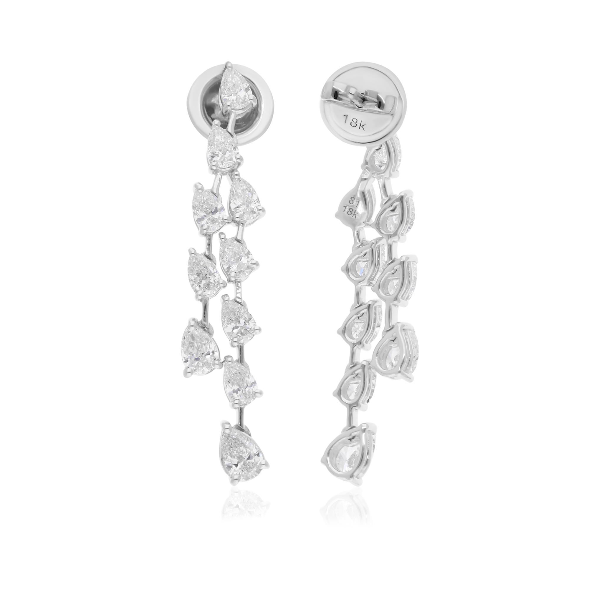 Coulées dans de l'or 14 carats, ces boucles d'oreilles exquises sont serties de 2,27 carats de diamants étincelants.

Suivez la vitrine de Spectrum Jewels pour découvrir la dernière collection et les pièces exclusives. Spectrum Jewels est fièrement