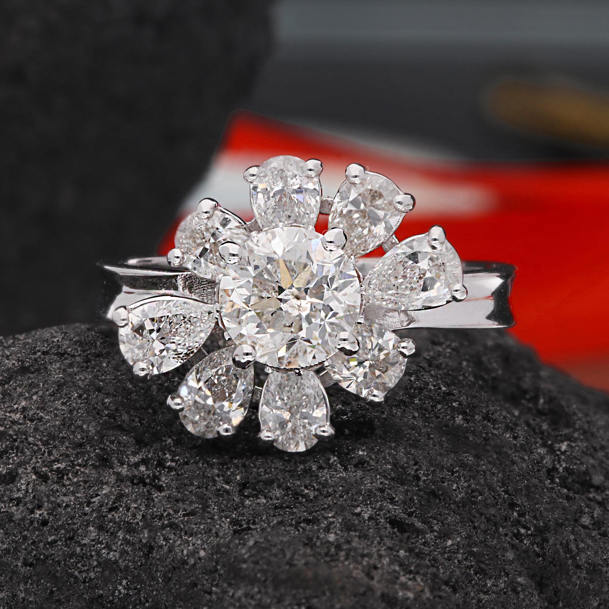 Natürlicher natürlicher 2,33 Karat SI/H Solitär Runder Diamant-Cluster-Ring 18 Karat Weißgold (Rundschliff) im Angebot