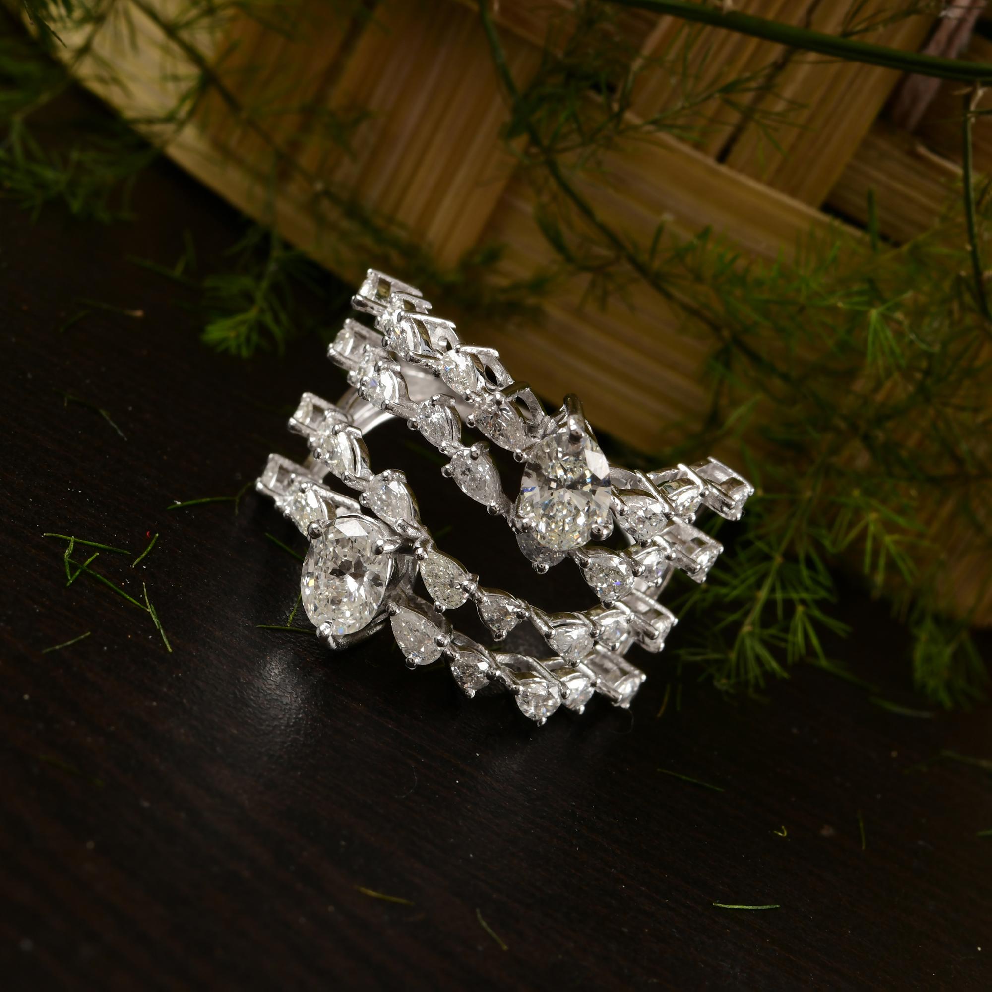 Donna Anello con diamante tondo a pera naturale da 2,35 carati SI/H Oro bianco 18 carati Gioielli di pregio in vendita