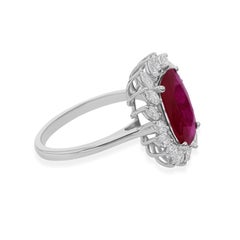 Rubí natural de 2,37 quilates Anillo de cóctel con diamantes SI/H de 0,8 quilates Oro blanco de 18 quilates