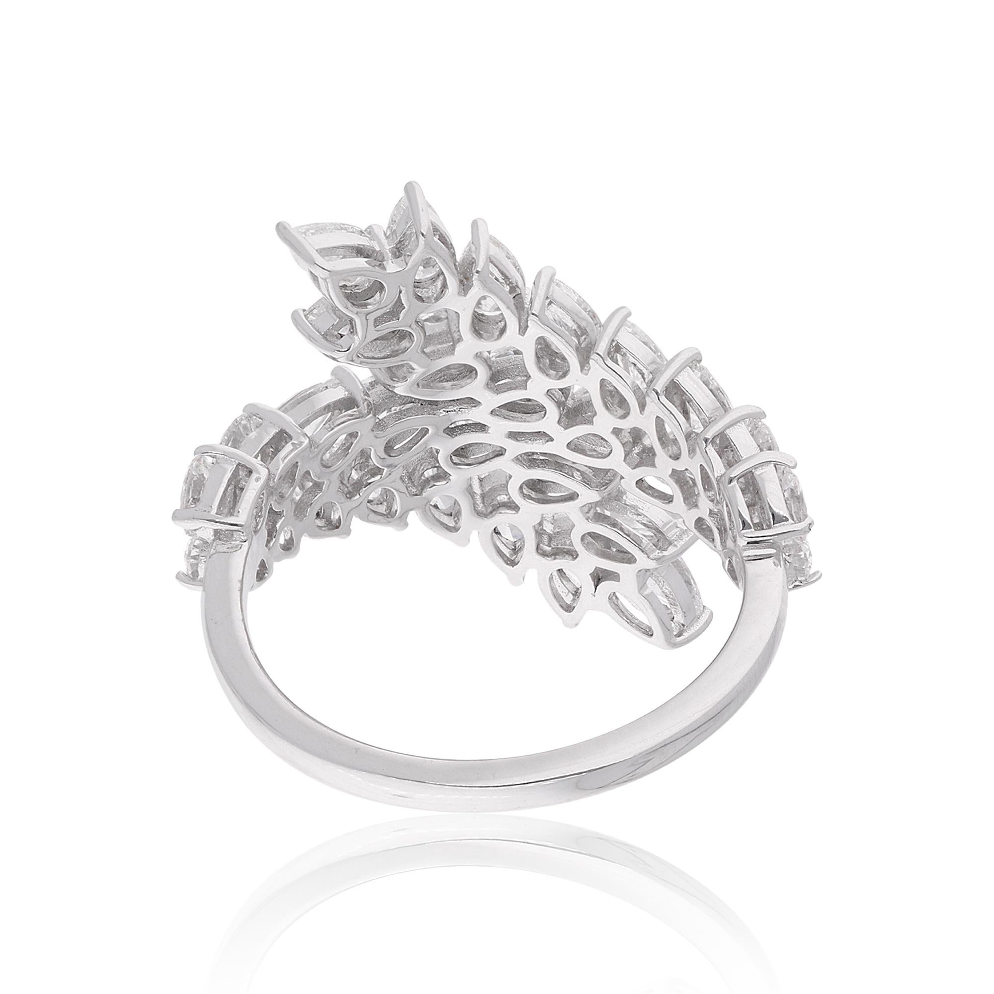 Moderno Anello a fascia con diamante naturale a pera da 2,37 carati SI/H Oro bianco 18 carati Gioielli di pregio in vendita
