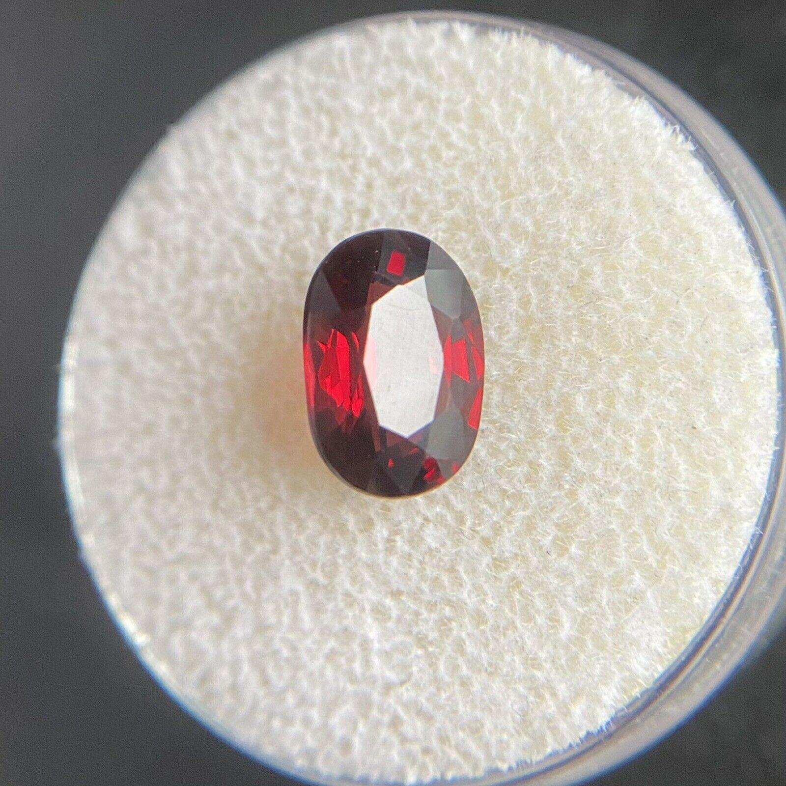 Natürlicher 2,50ct lila-roter Rhodolith-Granat im Ovalschliff Lose Edelstein für Damen oder Herren im Angebot