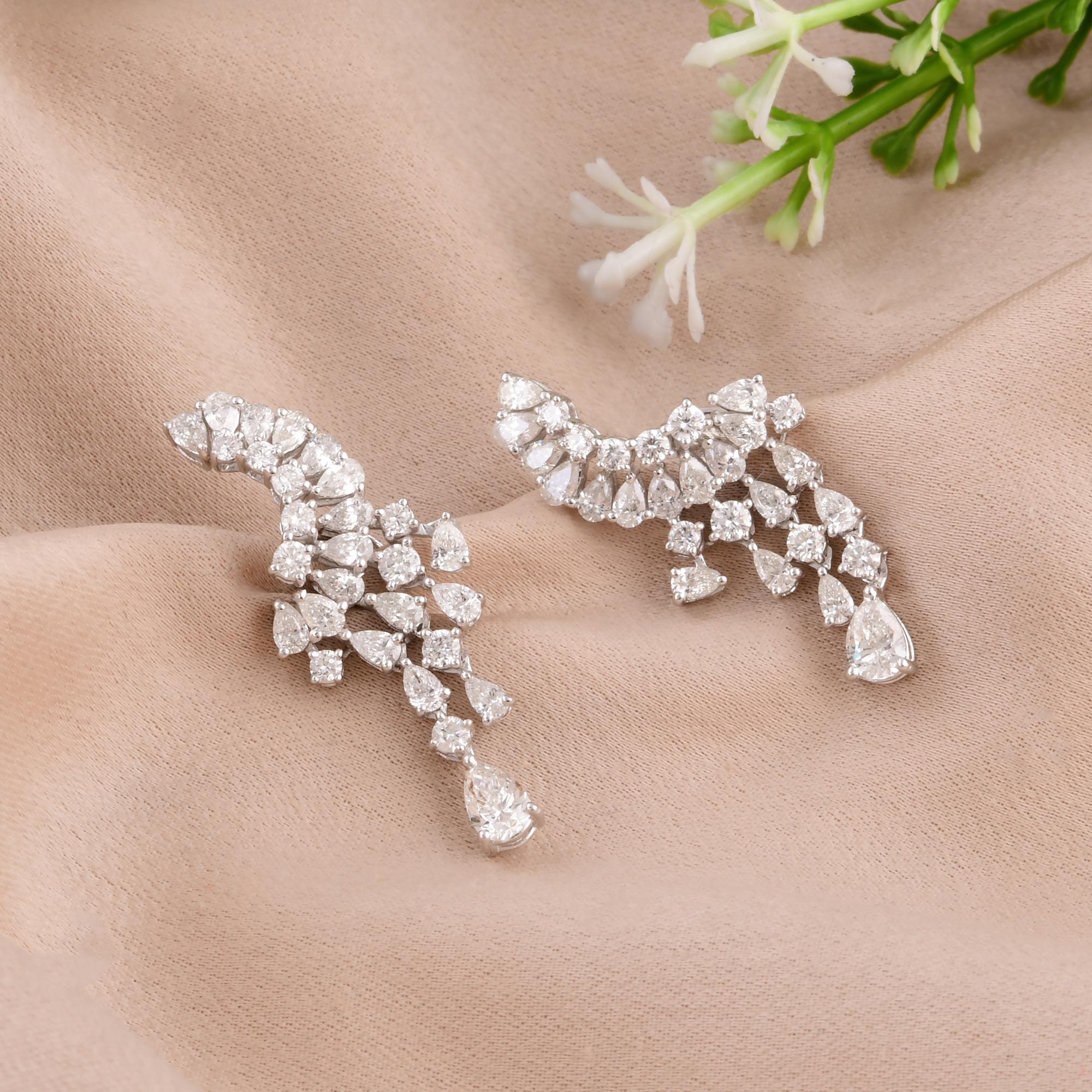 Taille poire Boucles d'oreilles en or blanc 18 carats avec diamants ronds taille poire de 2,52 carats SI/H en vente