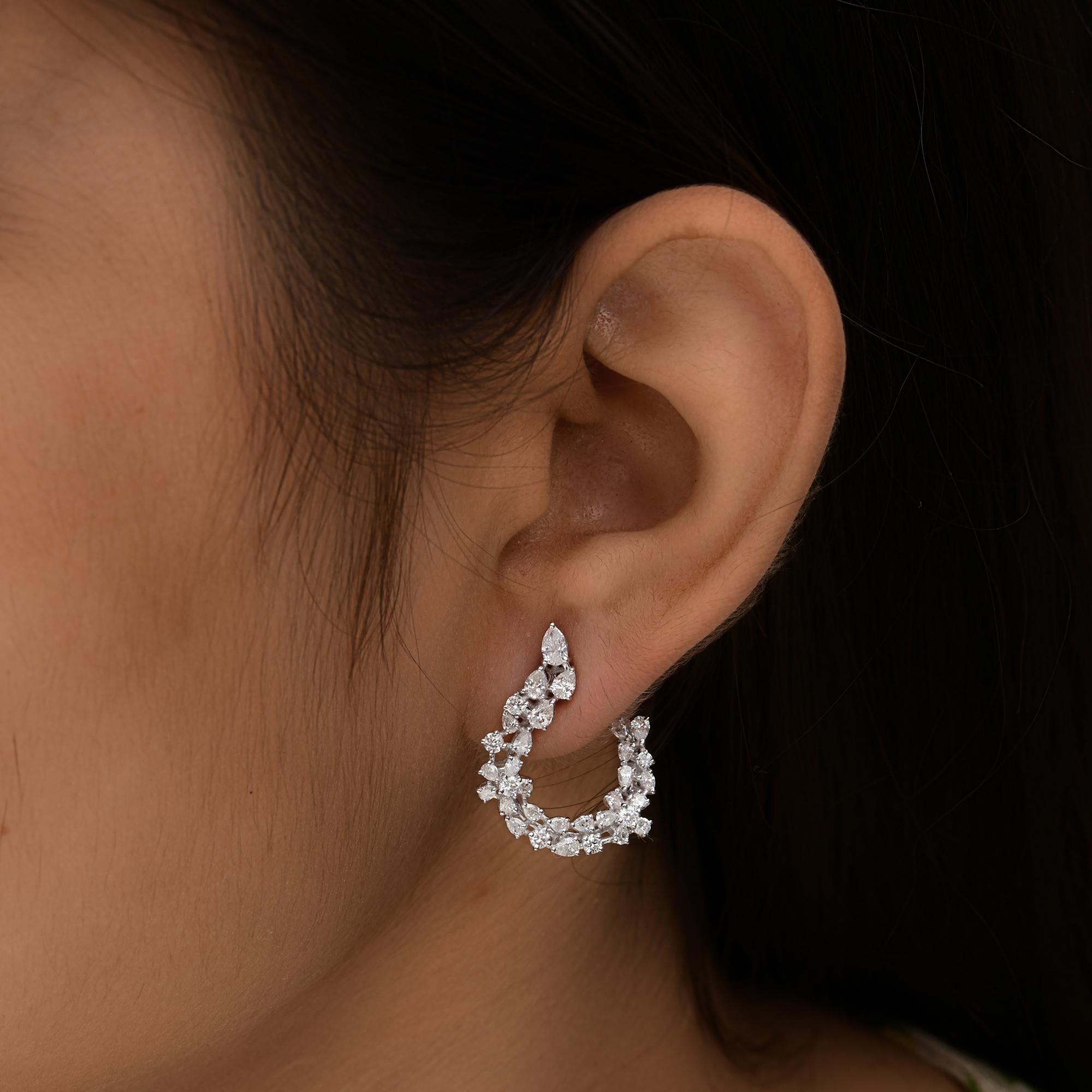 Pear Cut Natural 2.52 Carat SI/H Pear Round Diamond Earrings 18 Karat White Gold Jewelry For Sale