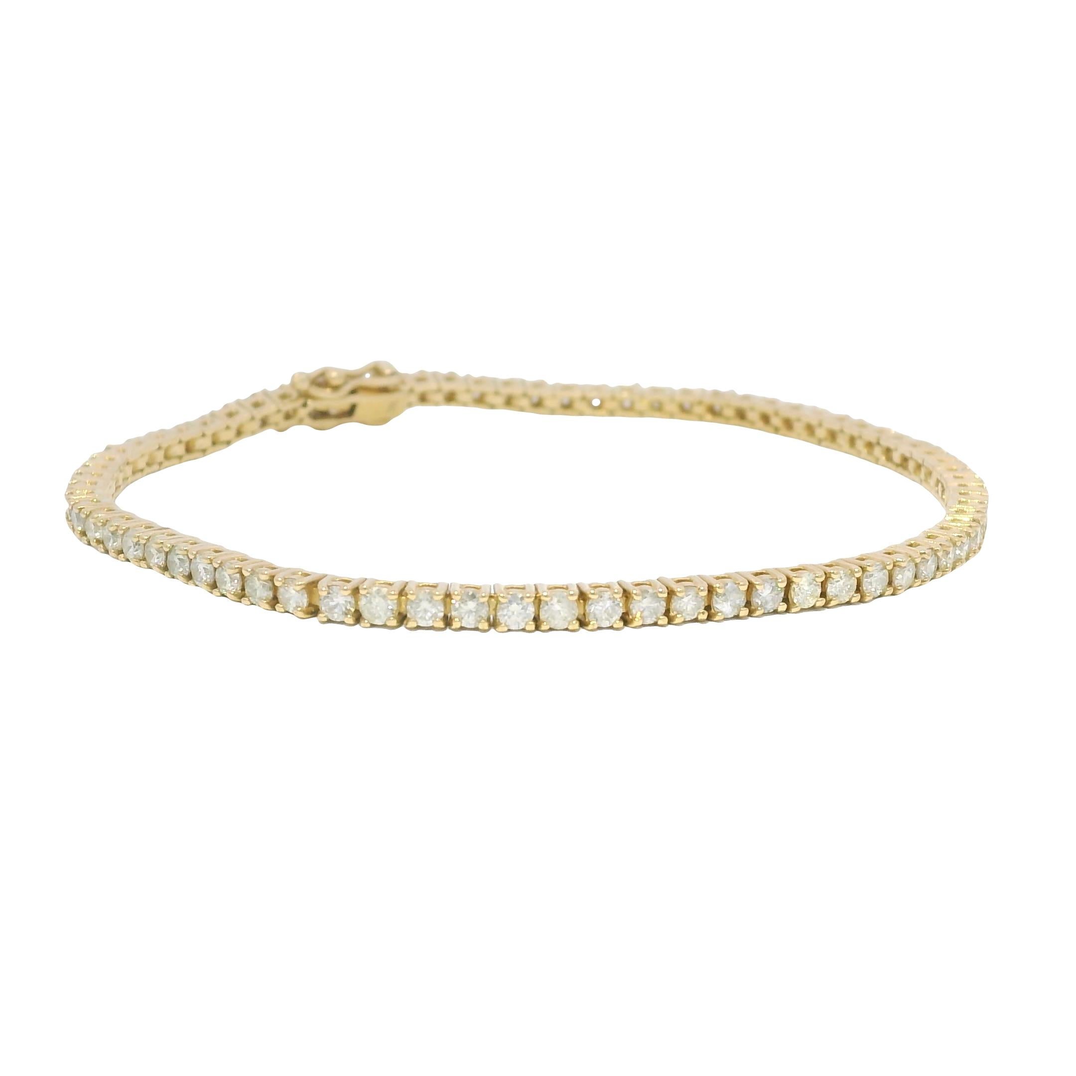 Natural 2.53 Carat Round Brilliant Diamond 14-Karat Tennis Bracelet En Stock en venta 6