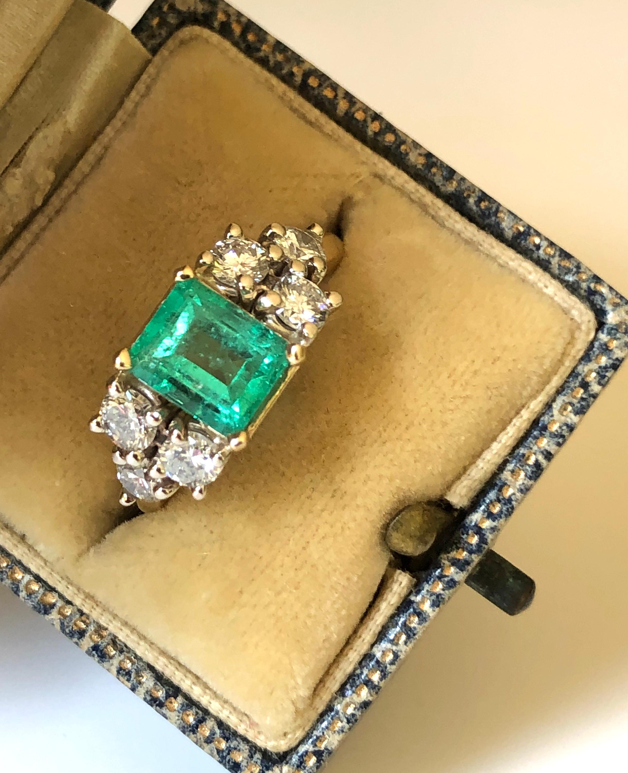 Emeralds Maravellous Colombian Emerald Diamond Engagement Ring 2.57 Carat For Sale 7