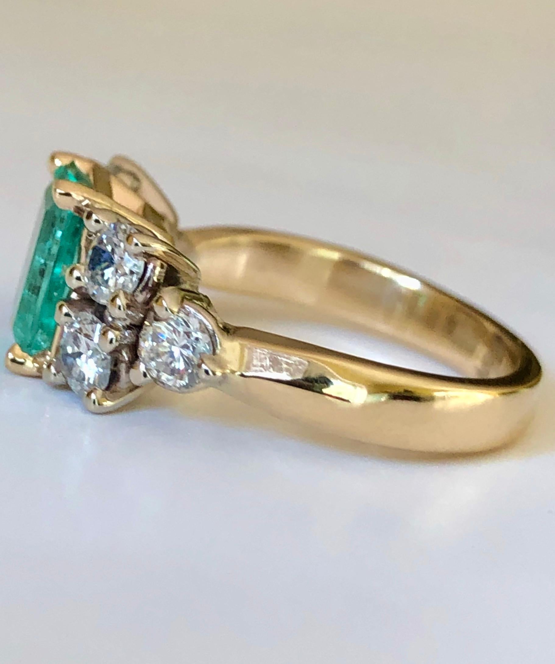Emerald Cut Emeralds Maravellous Colombian Emerald Diamond Engagement Ring 2.57 Carat For Sale