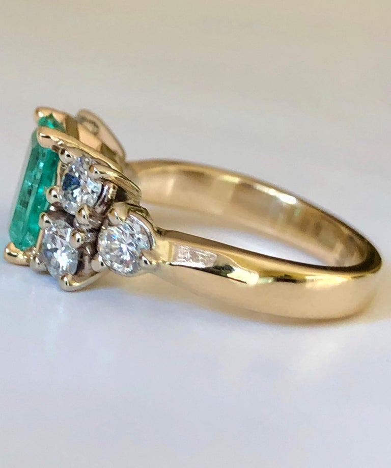 Natural 2.57 Carat Colombian Emerald Diamond Engagement Gold Ring For