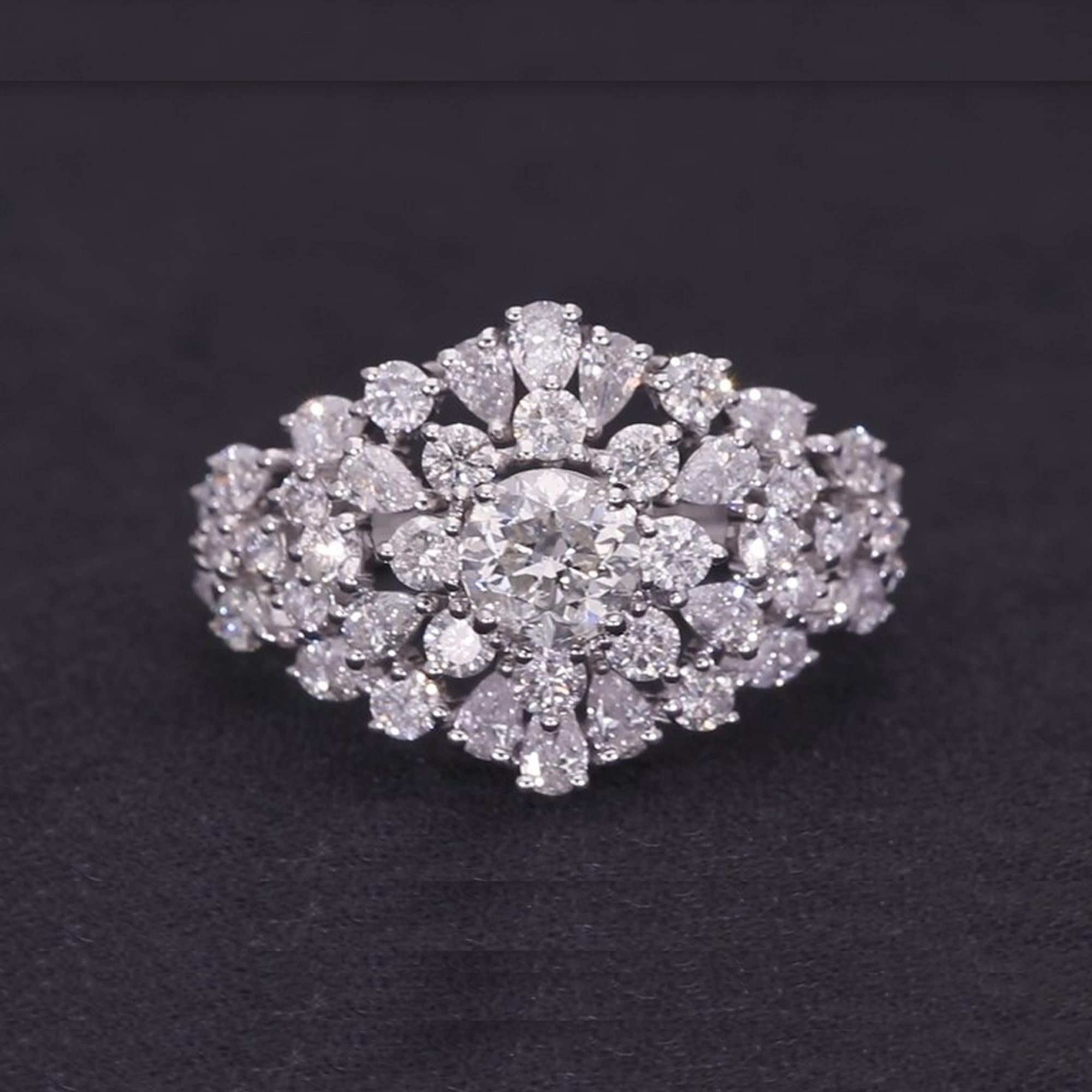 Women's Natural 2.57 Carat Round Diamond Cocktail Ring 14 Karat White Gold Fine Jewelry For Sale