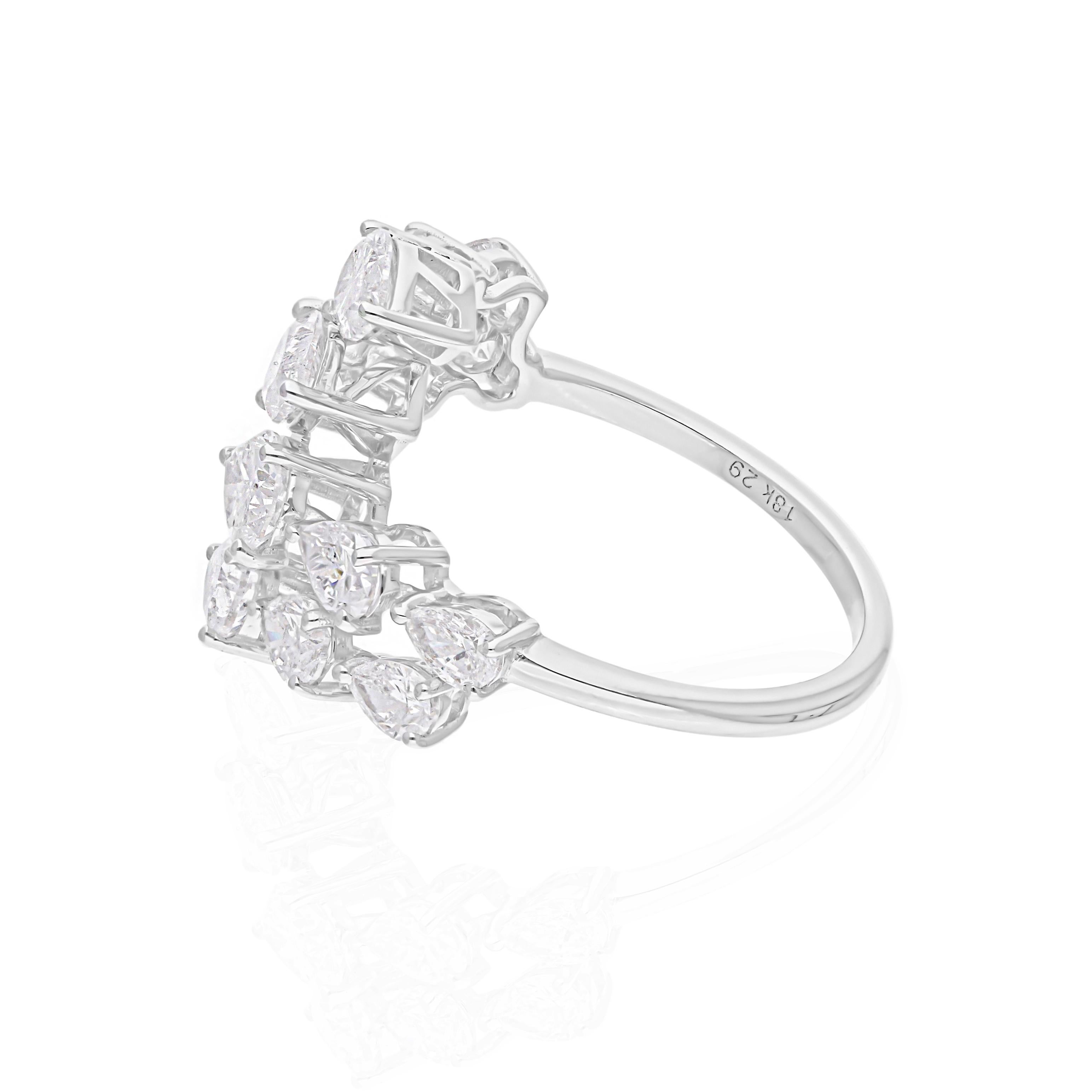 Segui la vetrina di Spectrum Jewels per vedere le ultime collezioni e i pezzi esclusivi. Spectrum Jewels è orgoglioso di essere considerato un Top Seller su 1stdibs con recensioni a 5 stelle da parte dei clienti. Tutti gli articoli da noi prodotti