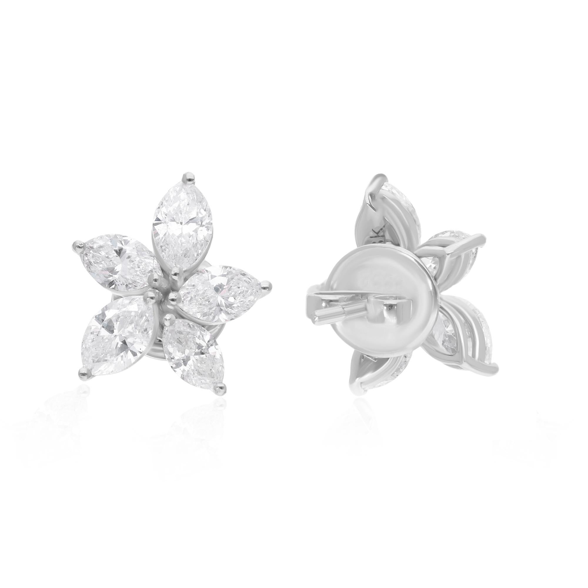 Natural 2.60 Carat SI/HI Marquise Diamond Flower Earrings 14 Karat White Gold In New Condition For Sale In Diera, Dubai