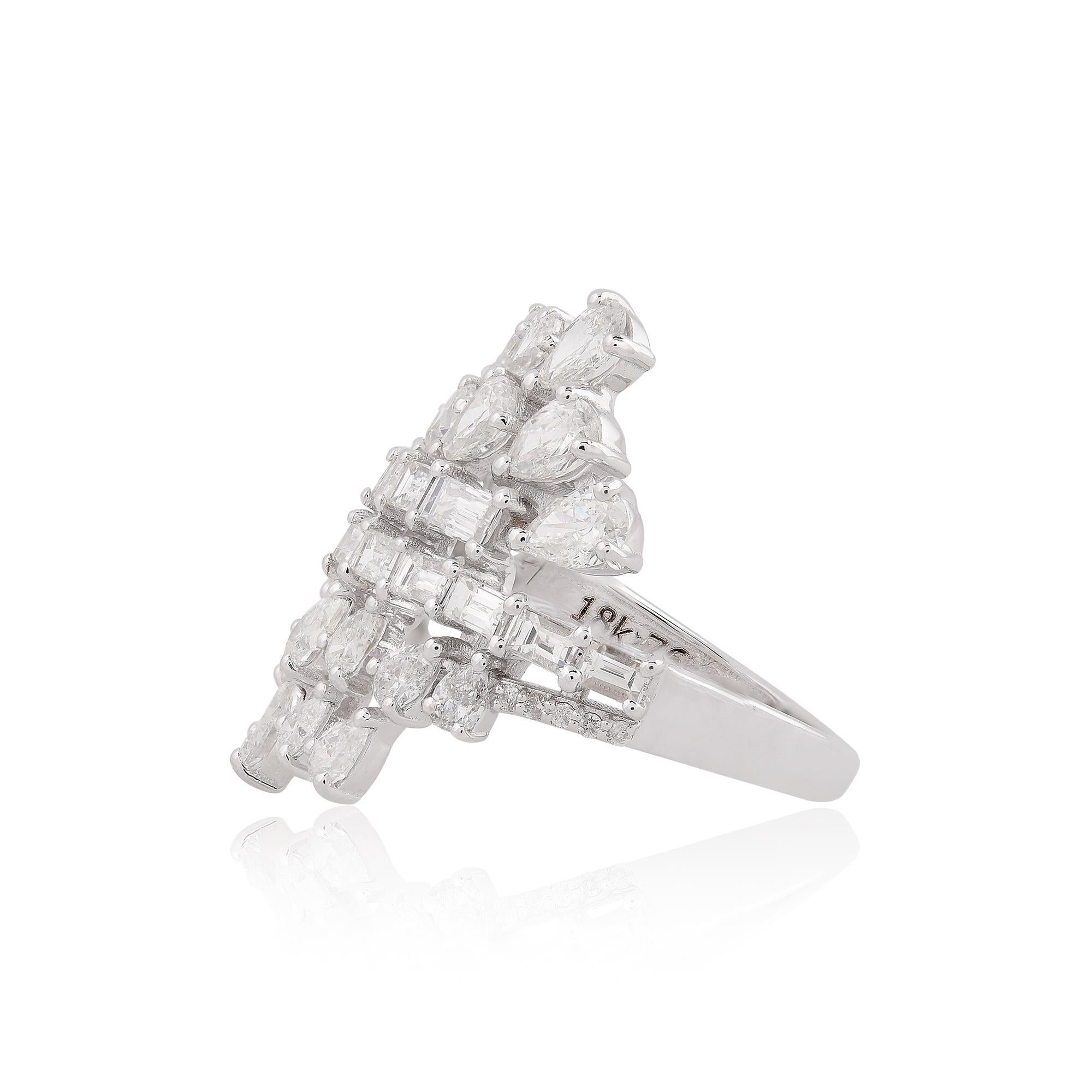 Der Ring hat die Größe 7 und kann auf Anfrage größer oder kleiner gemacht werden. FOLLOW SPECTRUM JEWELS Storefront, um die neueste Collection'S und exklusive Stücke zu sehen. Spectrum Jewels ist stolz darauf, ein Top Seller auf 1stdibs mit