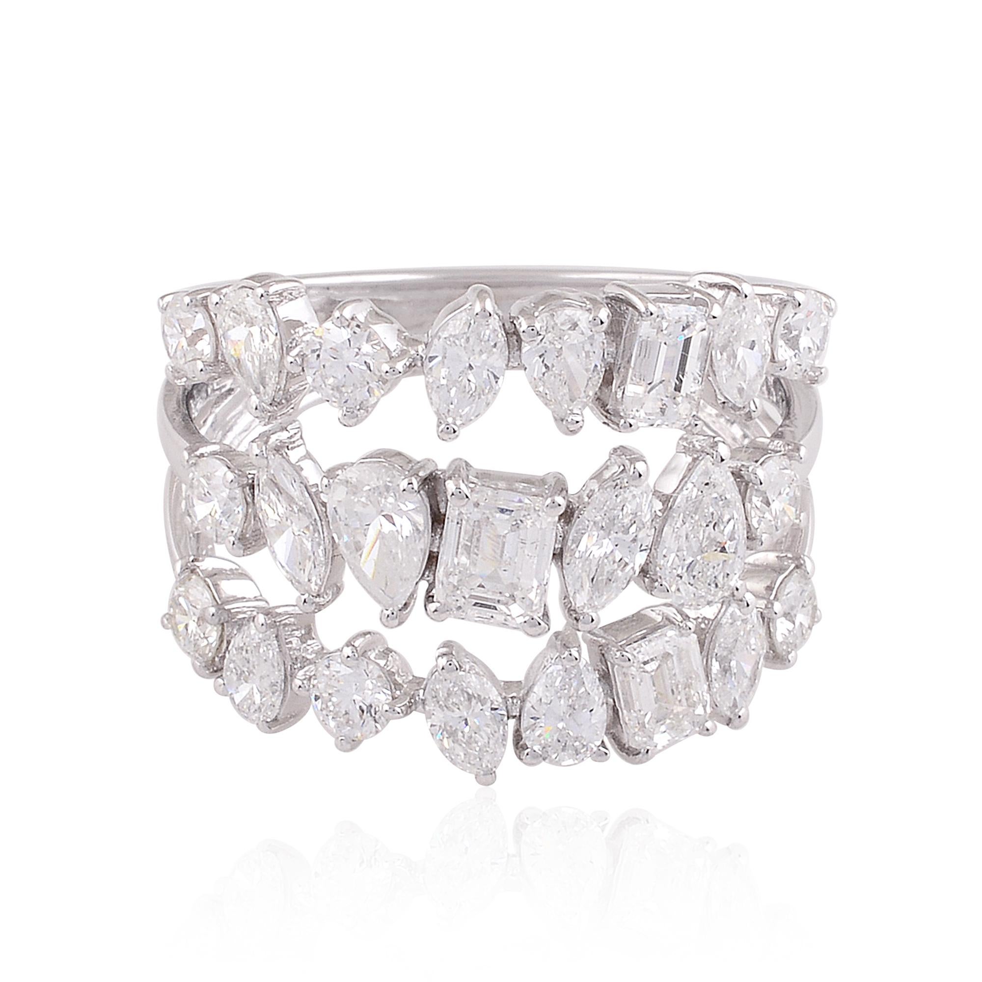 Natürlicher natürlicher 2,75 Karat Multi Shape Diamant Designer-Ring 18 Karat Weißgold im Zustand „Neu“ im Angebot in Diera, Dubai