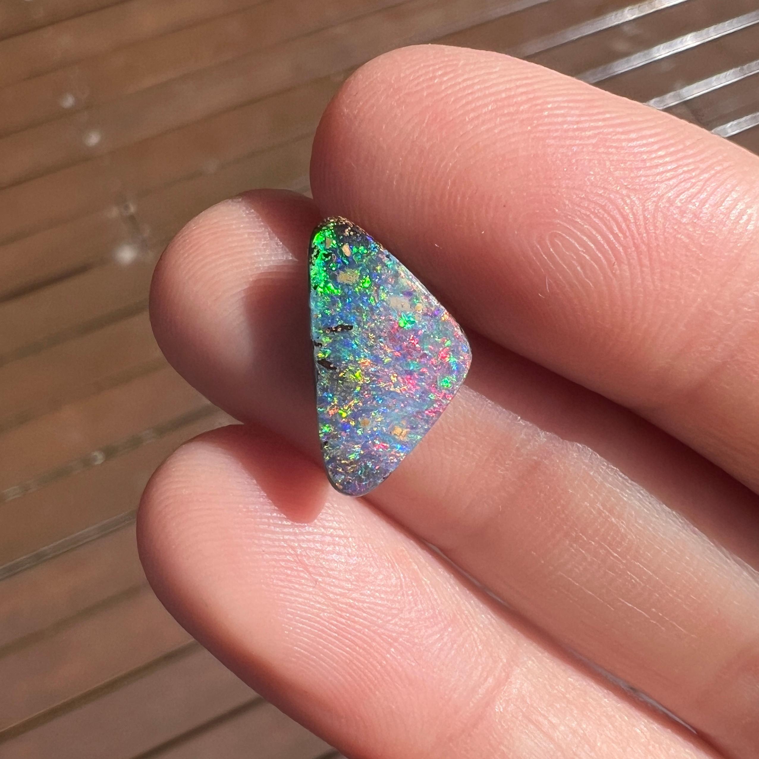 Natural 2.75 Ct Australian green and pink black boulder opal mined by Sue Cooper For Sale 5