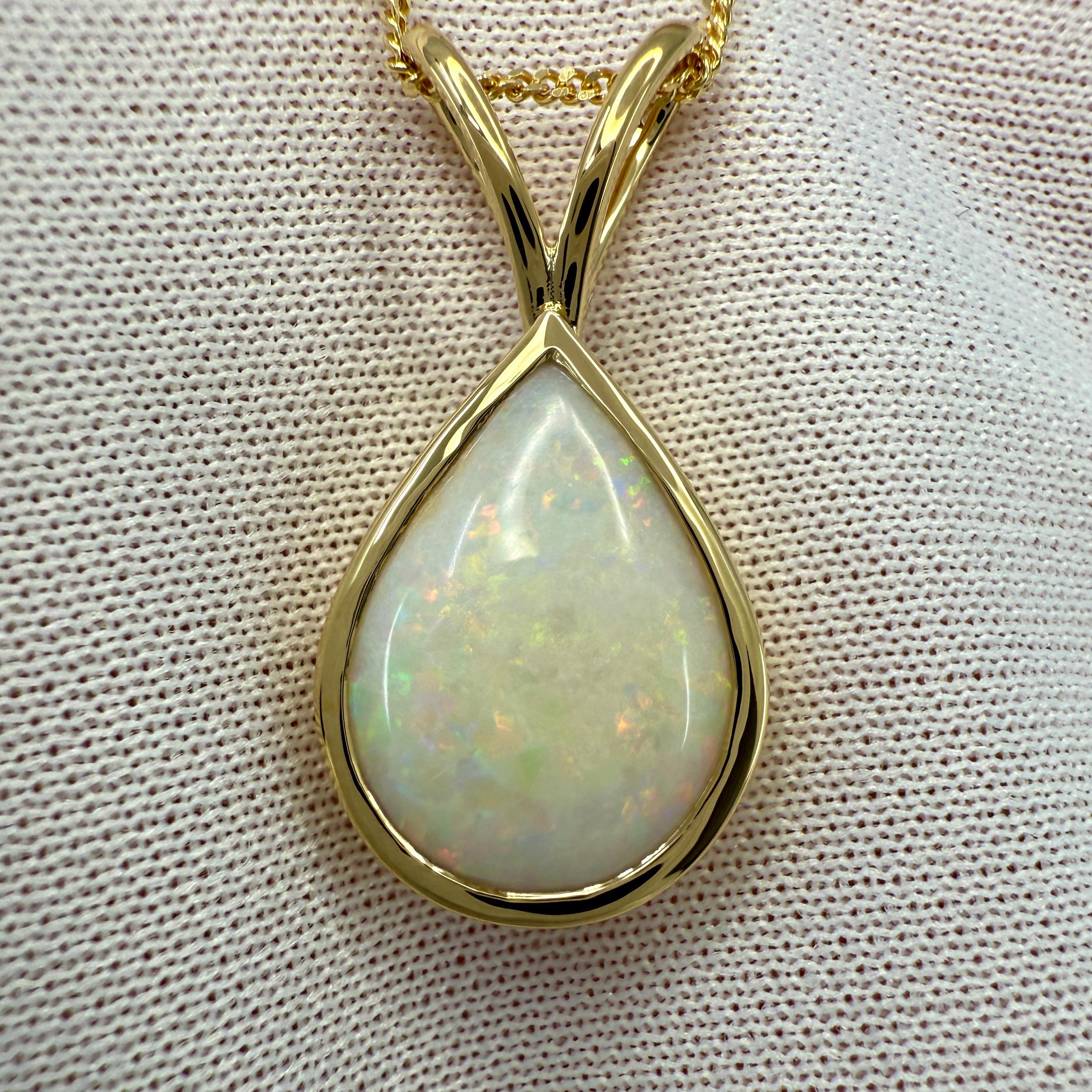 Natürlicher 2,76ct Australischer Opal Birne Cabochon 18k Gelbgold Anhänger Halskette für Damen oder Herren im Angebot