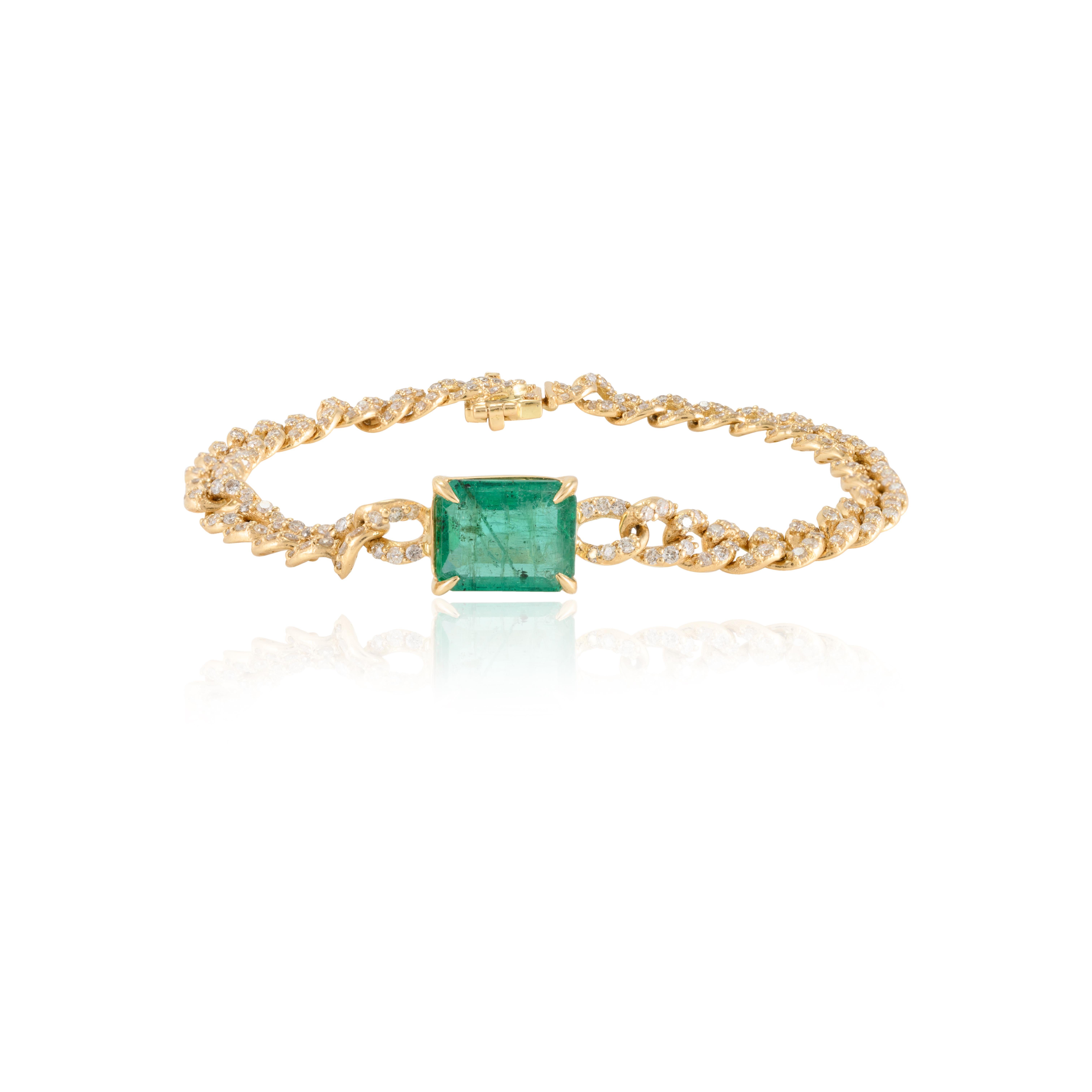 Women's Statement Emerald Diamond Chain Bracelet in 18k Solid Yellow Gold For Sale